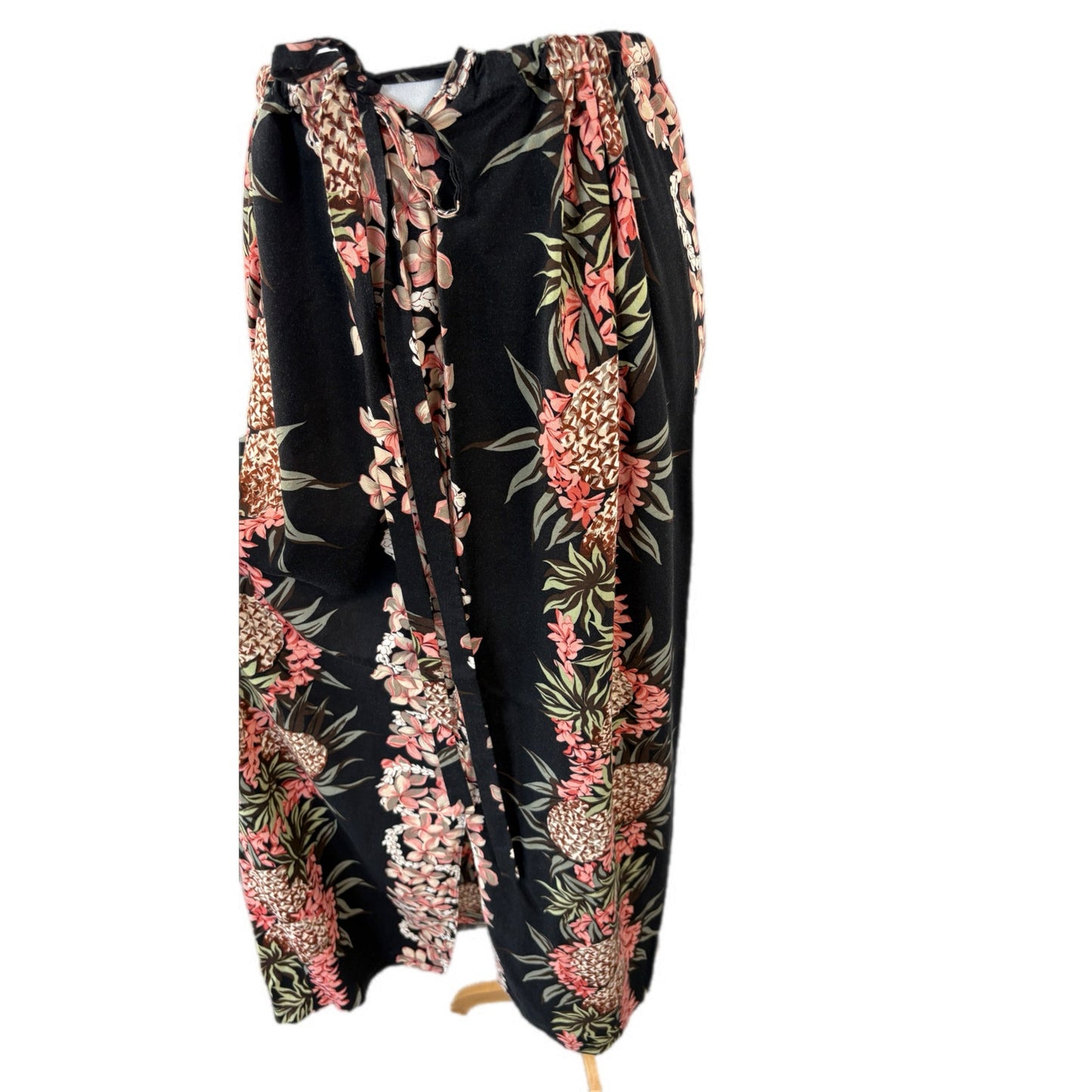 Vintage Hilo Hattie Black Floral 2 Piece Long Skirt Set - Women's Size M