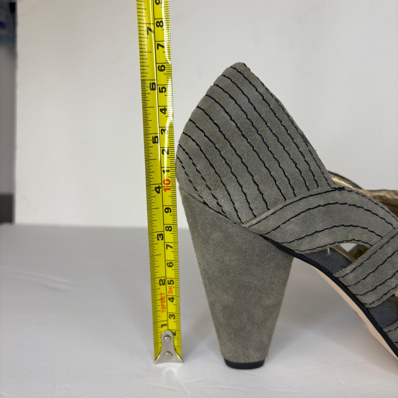 Seychelles Gray 1920's Pin-Up Style Leather Suede Pumps - Women's Size 8.5