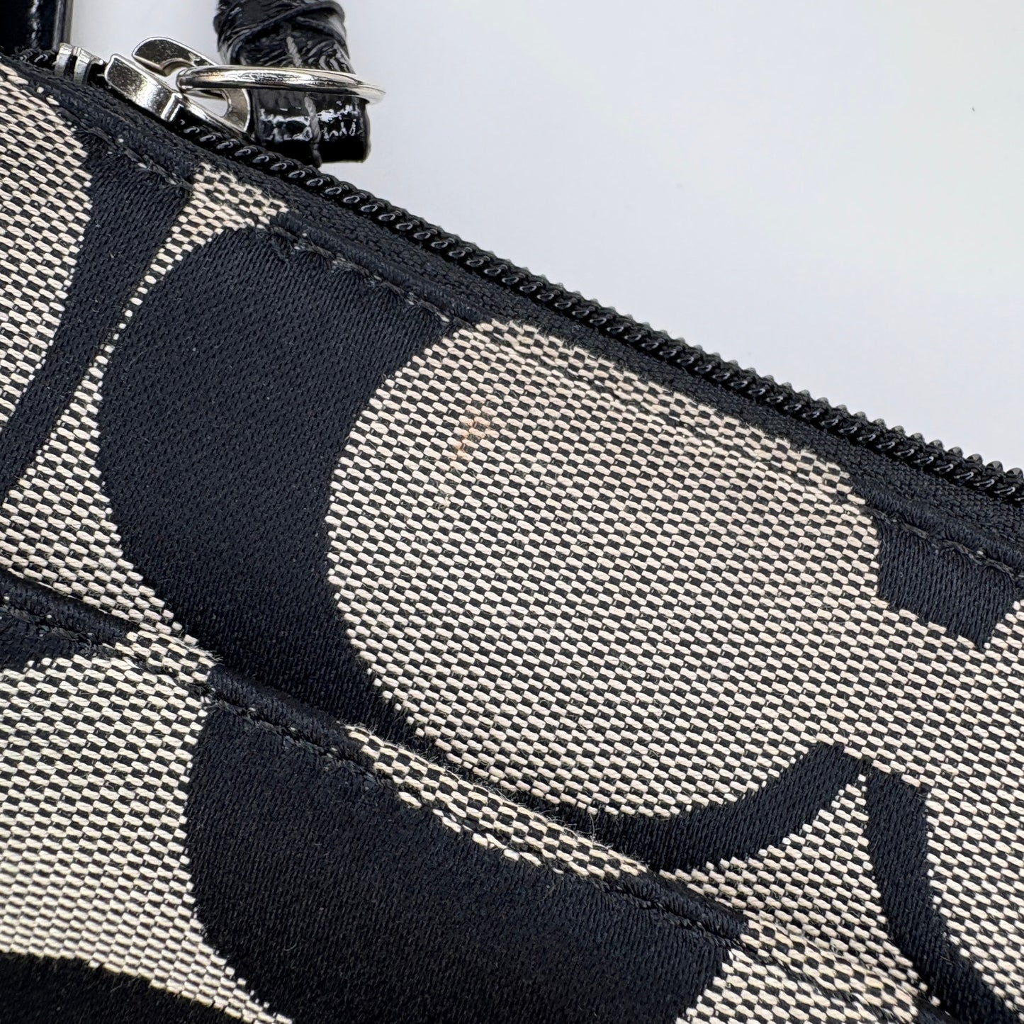 Coach Sutton Signature Swingpack Black Crossbody Purse