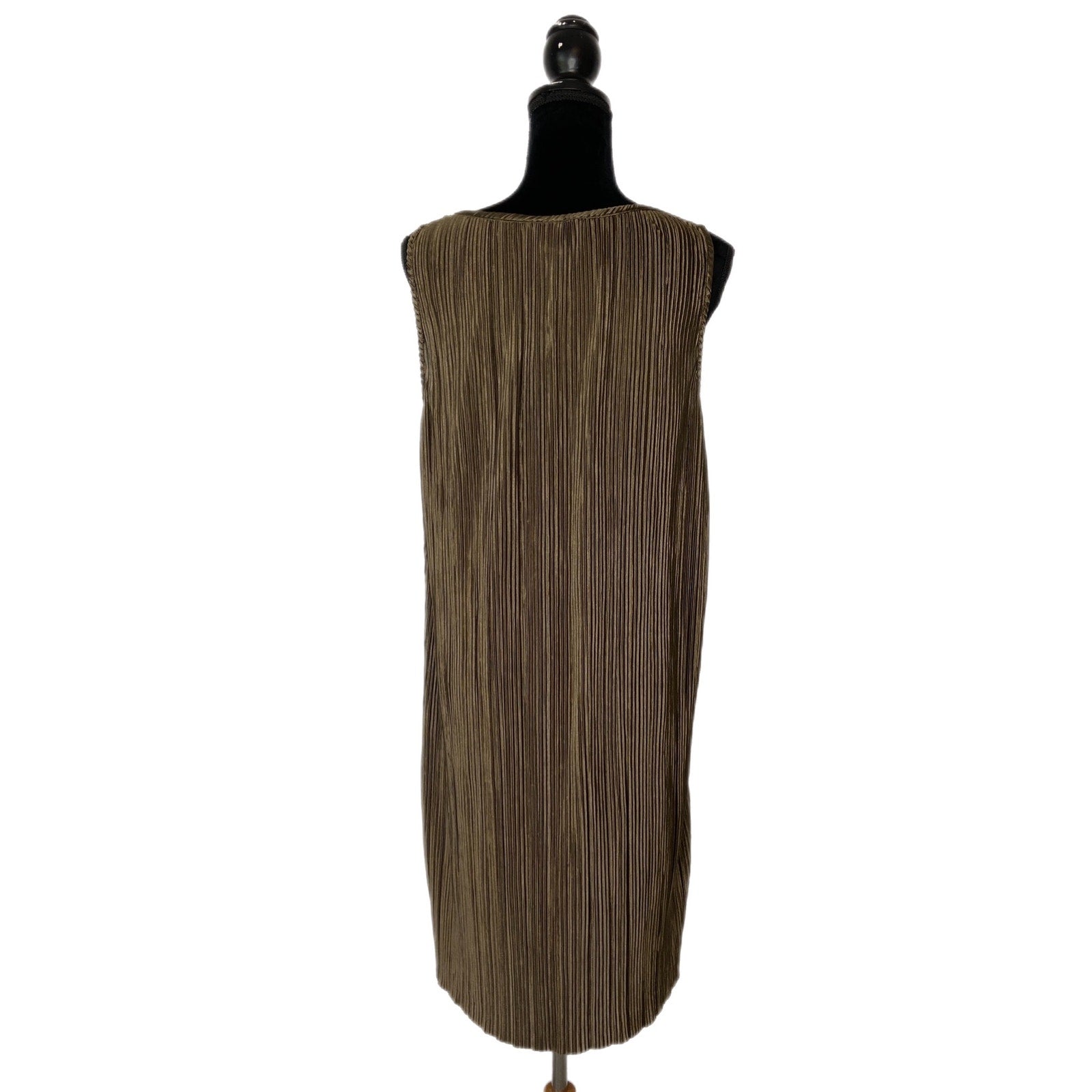 H&M 70's Vibes Gold Pleated Shift Dress - Women's Size M