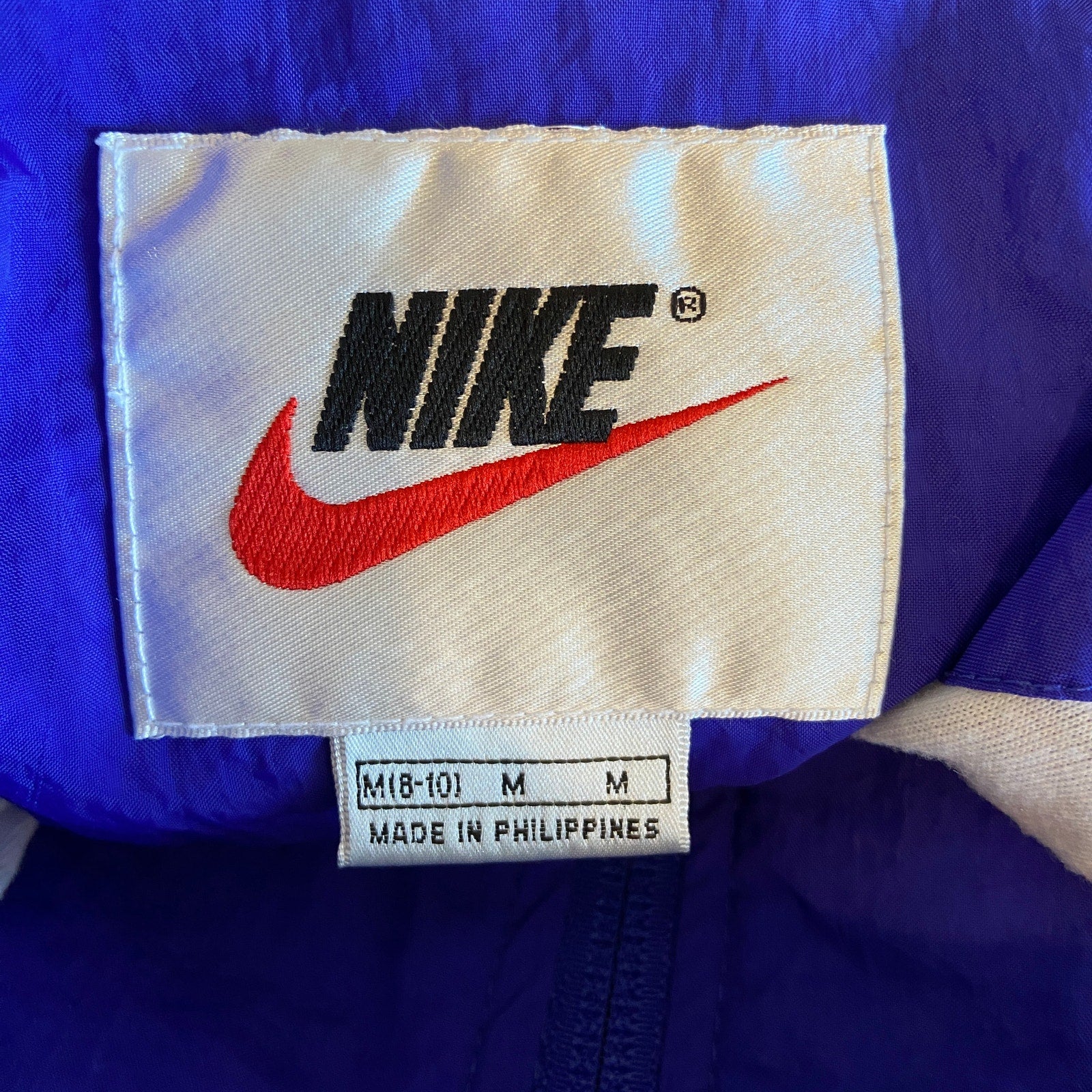 Vintage 90's Nike Lined Nylon Full Zip Hooded Windbreaker Jacket - Women's M