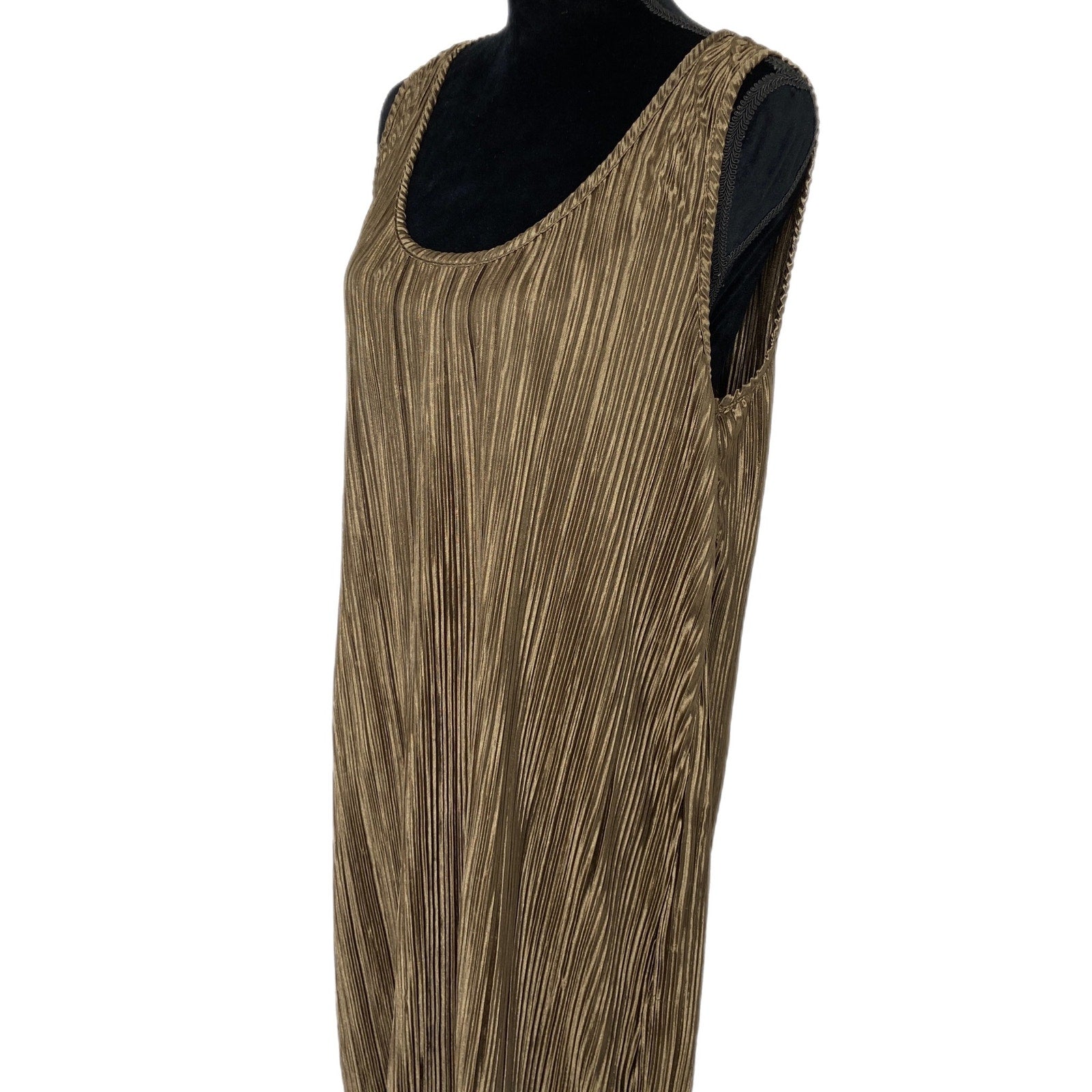 H&M 70's Vibes Gold Pleated Shift Dress - Women's Size M