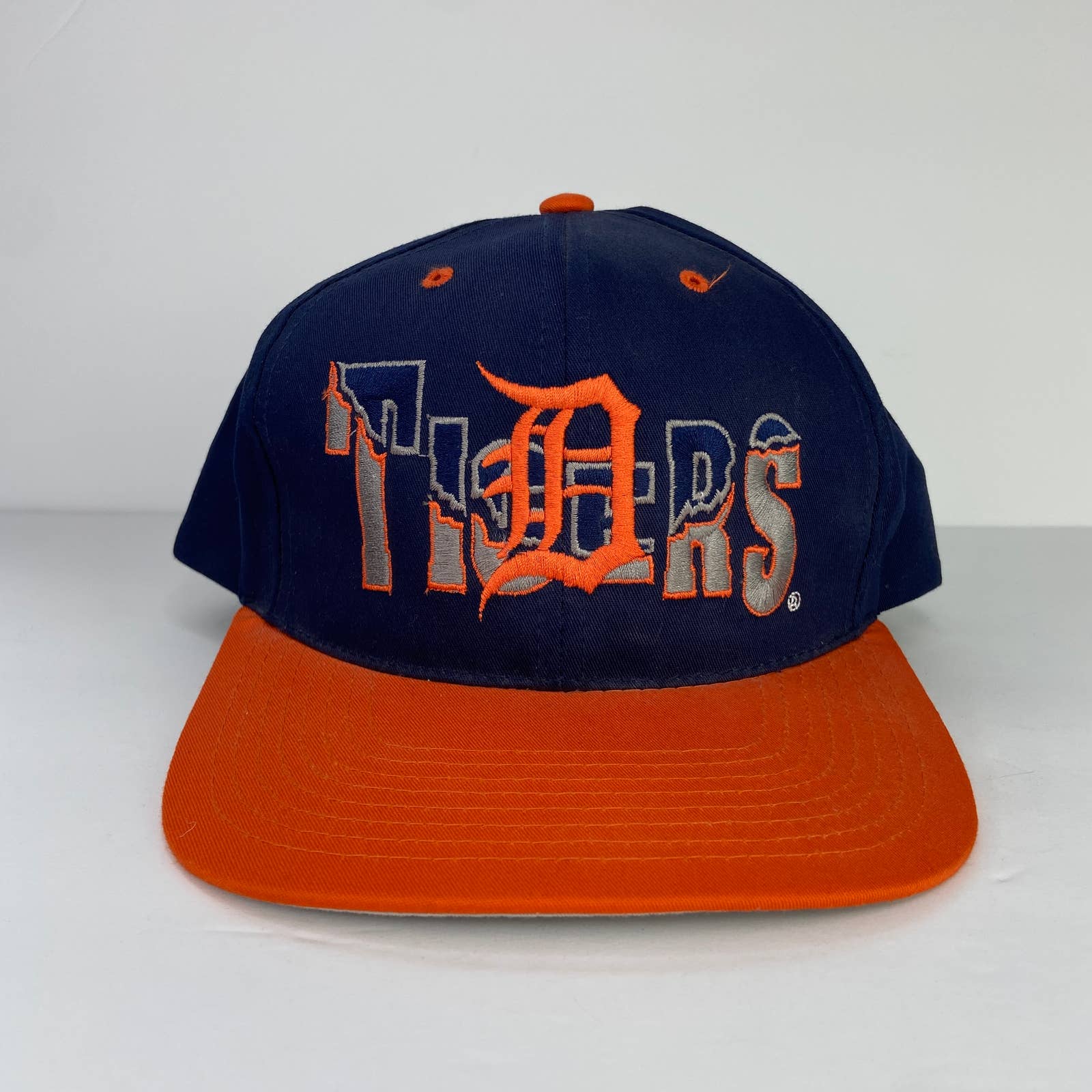 Vintage MLB Made In USA Detroit Tigers Mesh Snapback Hat Cap