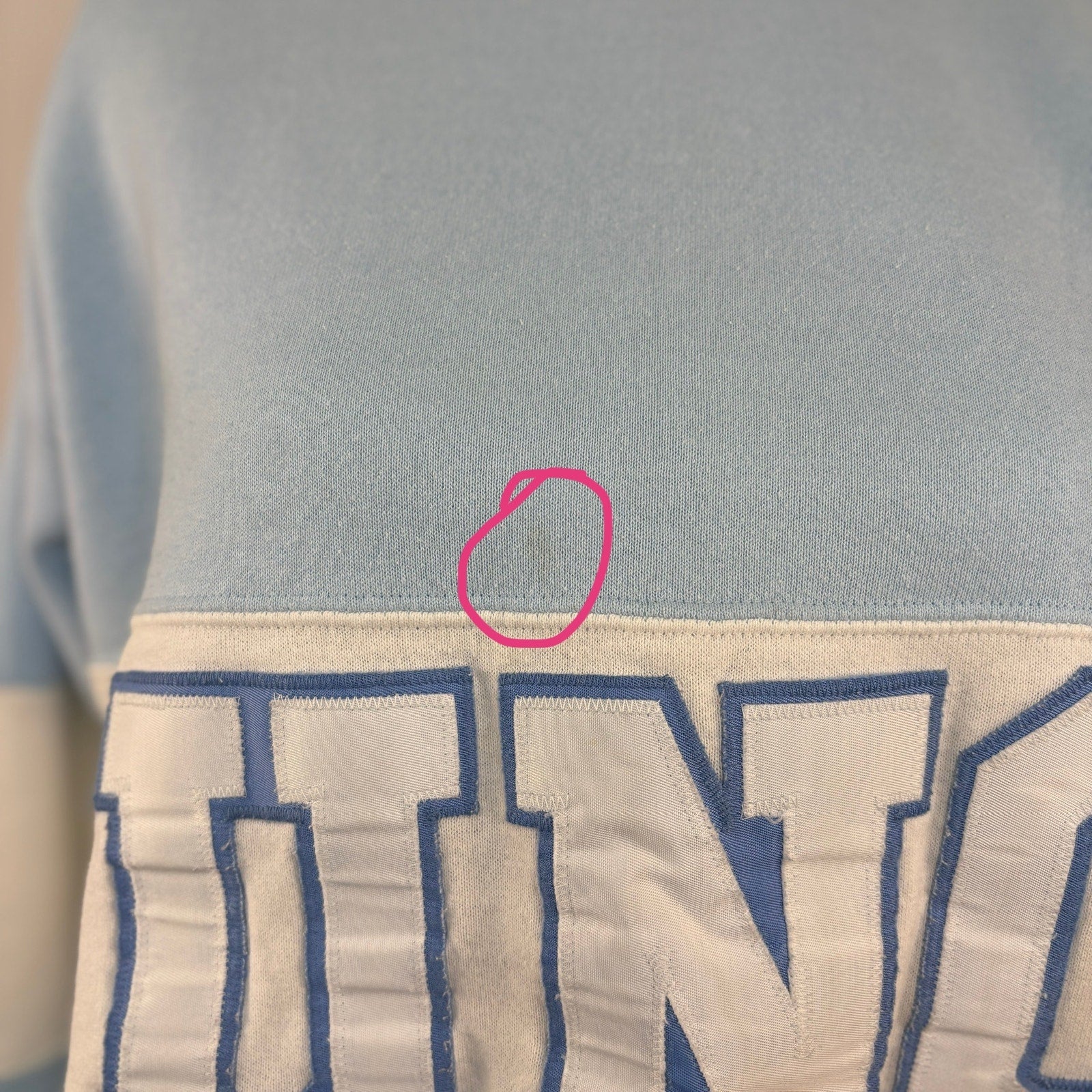 American Vintage UNC Patch Sweatshirt - Adult Size L