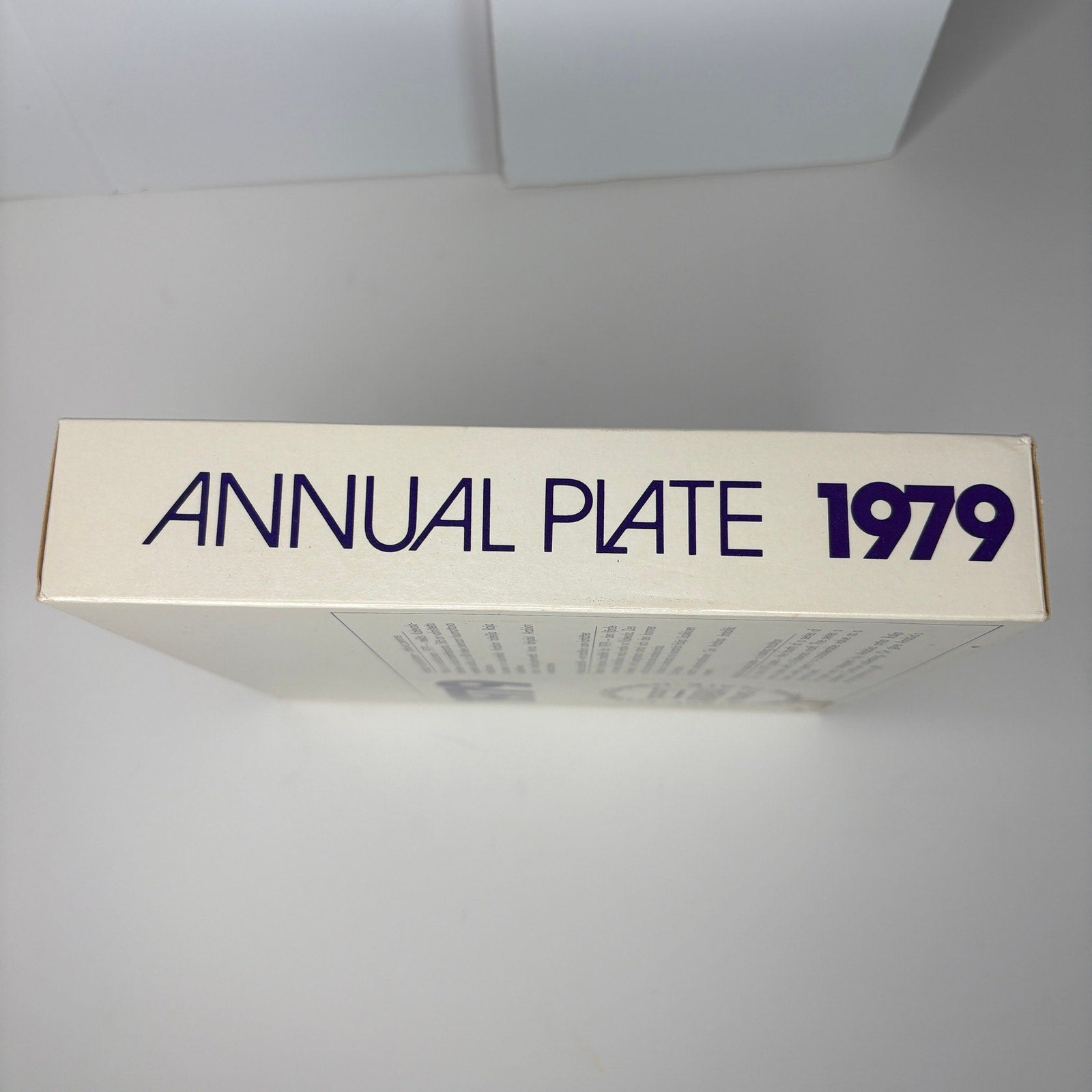 Arabia Finland Kalevala 1979 Annual Plate Kalevala Motif by Raija Uosikkinen