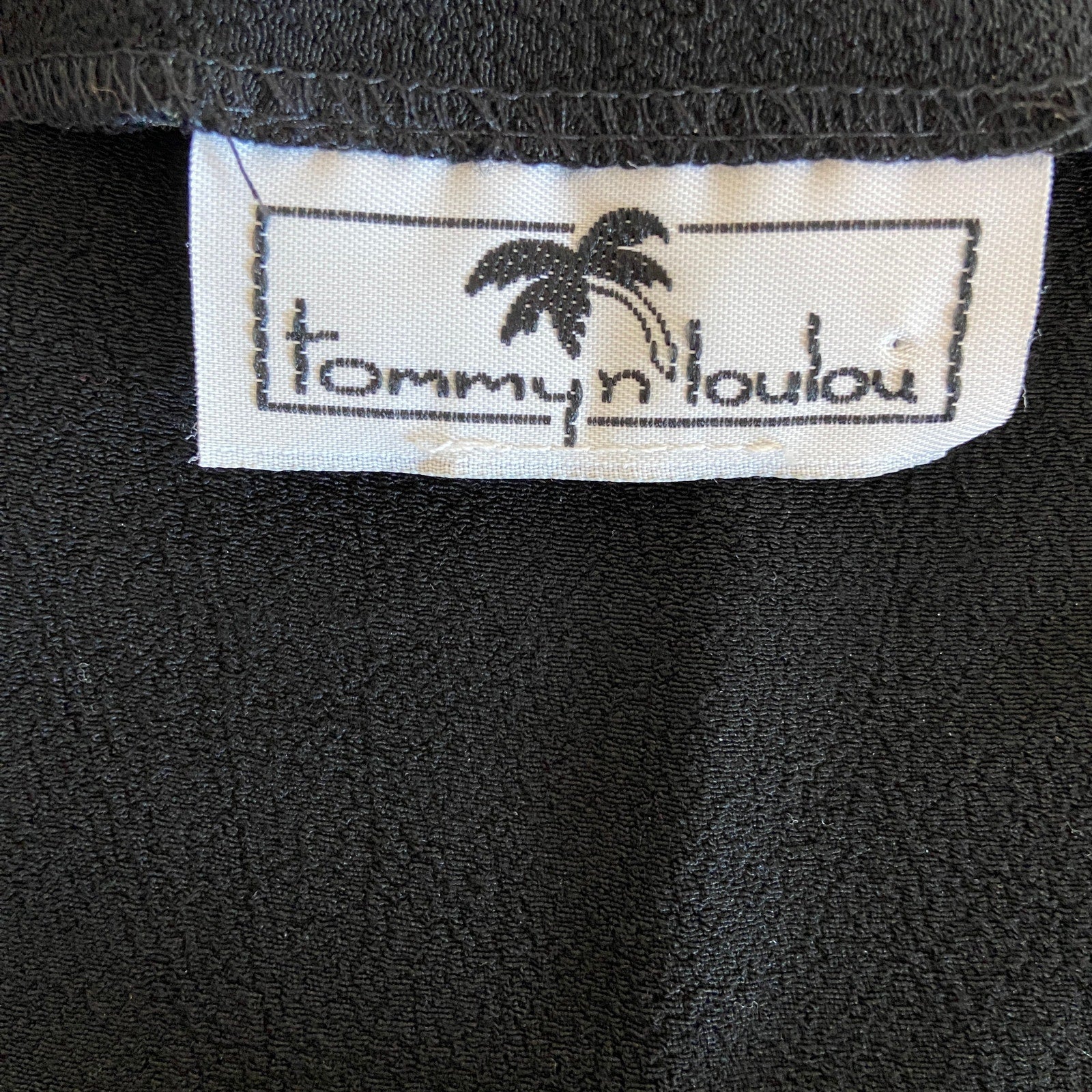 Tommy n Loulou Black Floral Crop Tank Top - Women's Size M