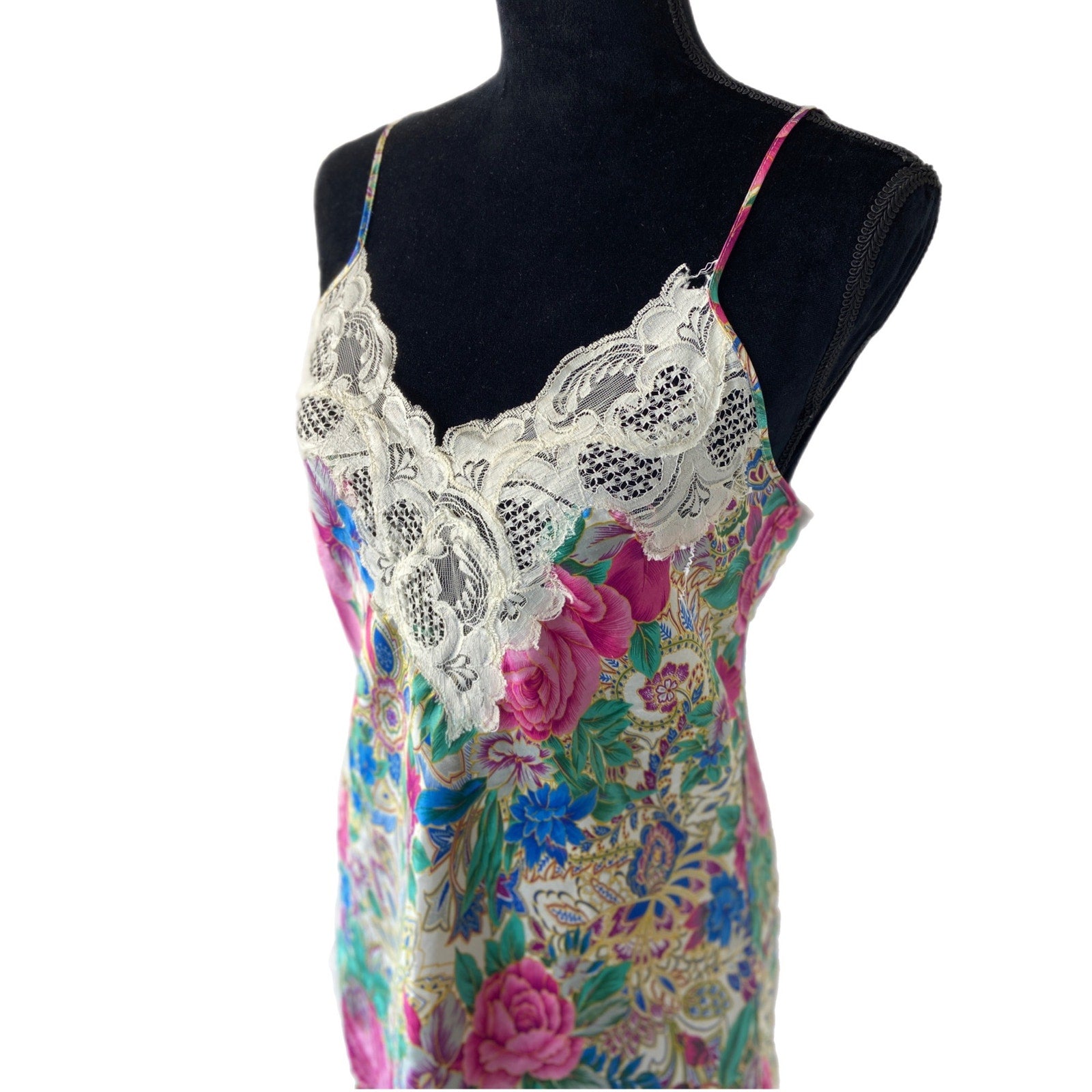 Victoria's Secret Gold Label Floral and Lace Nightie - Women's Small