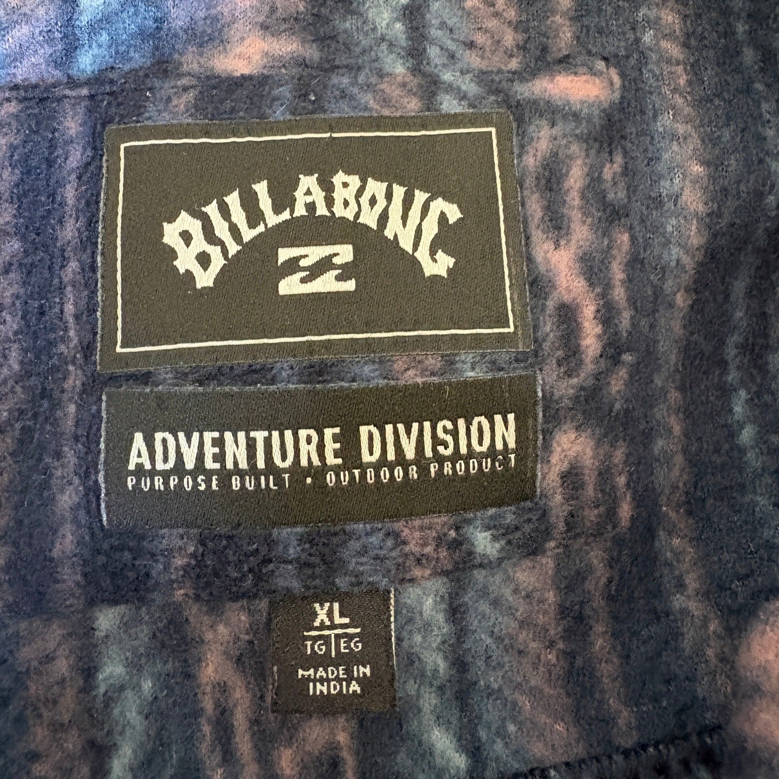 Billabong Patterned Fleece Button Up Shirt - Men's Size XL