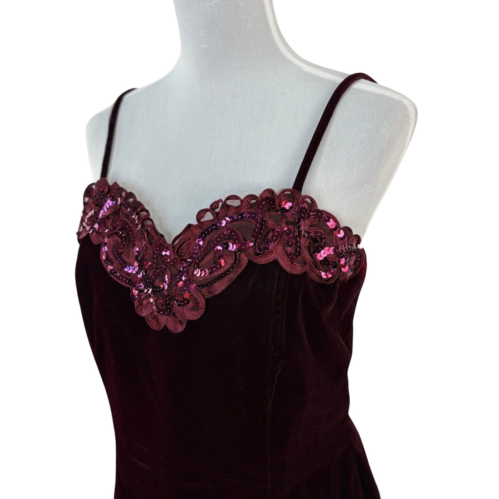 American Vintage Burgundy Velvet Sequin Detail Short Formal Dress - Women's 12