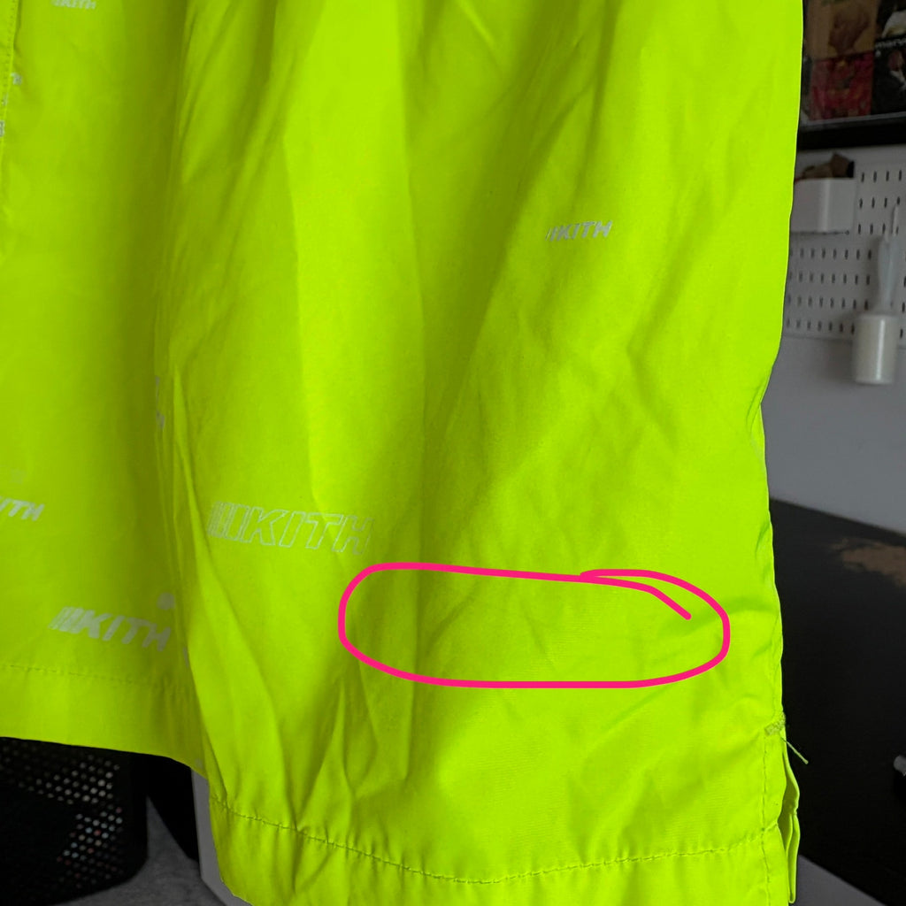 Kith Neon Green Mesh Lined Shorts - Men's Size Small