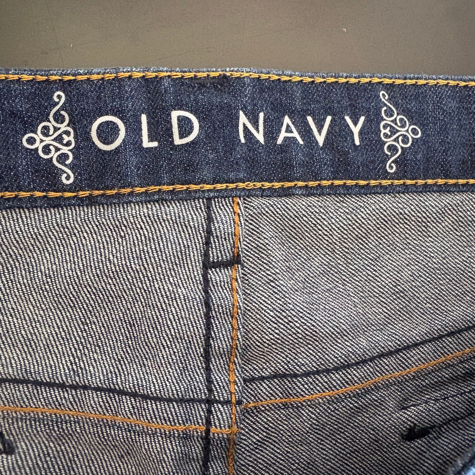 Old Navy Dark Wash Mid Rise Flare Leg Jeans - Women's Size 14