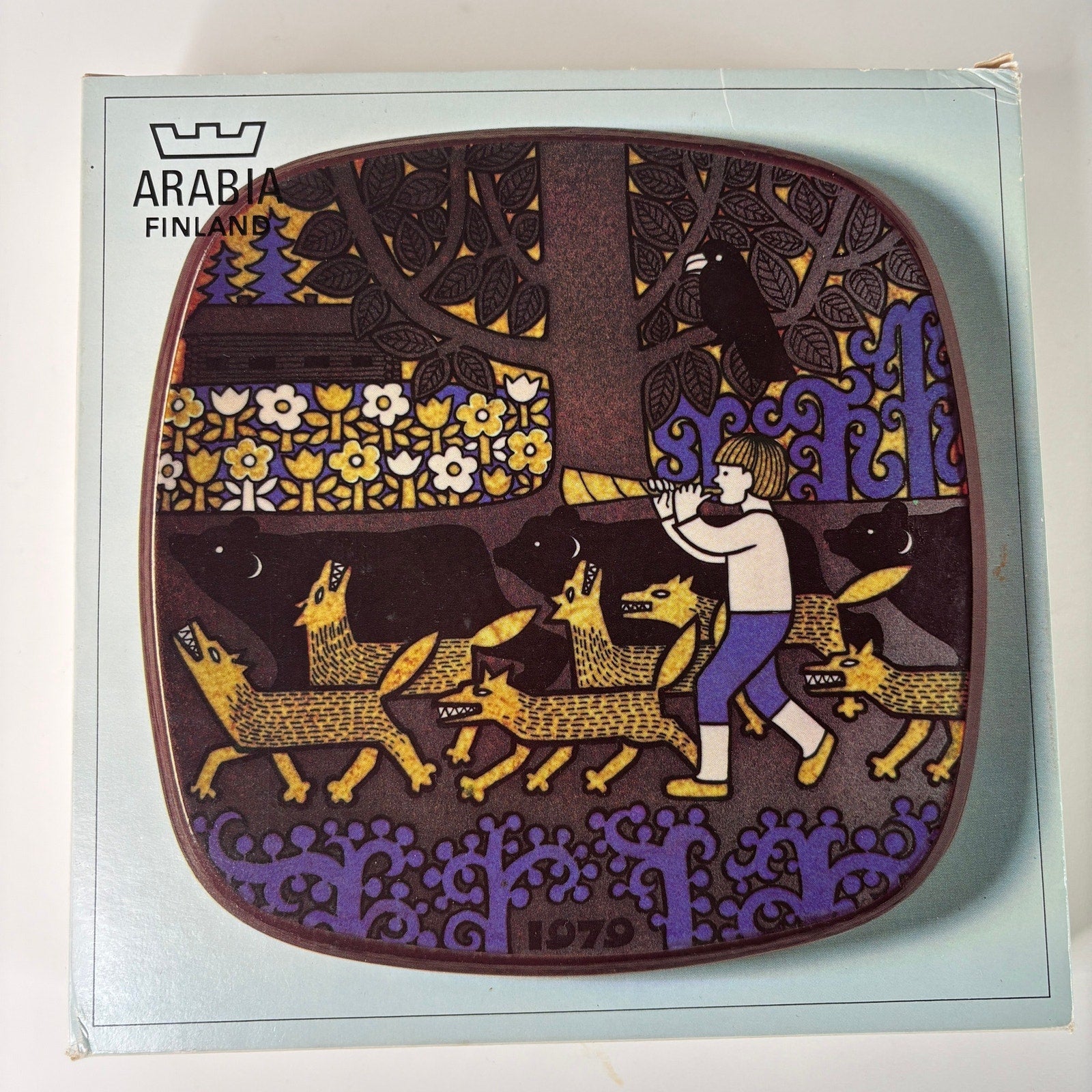 Arabia Finland Kalevala 1979 Annual Plate Kalevala Motif by Raija Uosikkinen