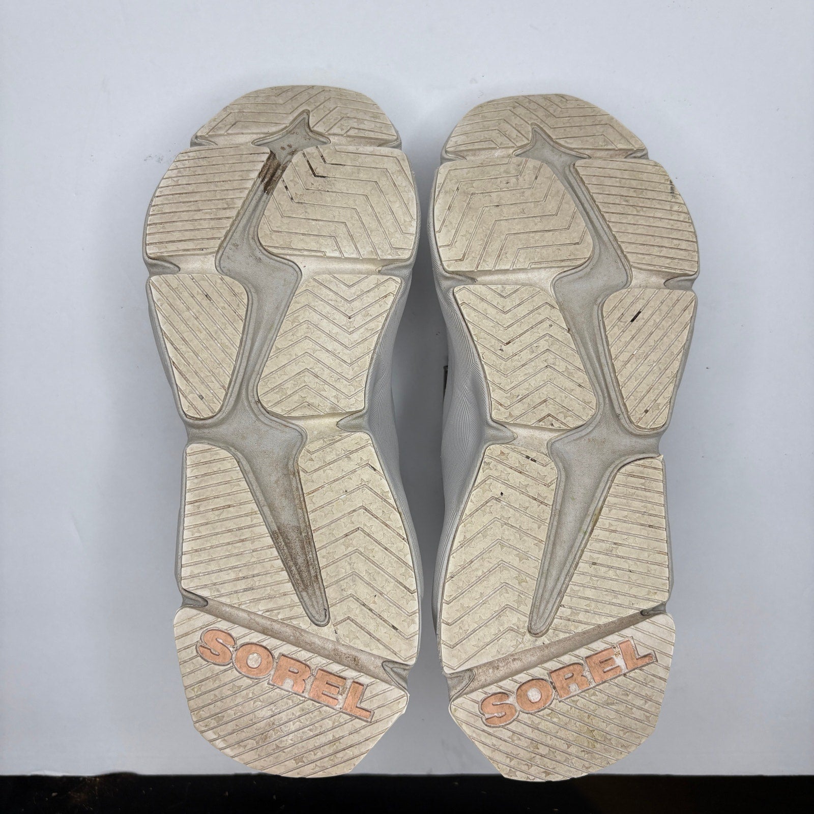 Sorel Kinetic RNEGD Gray Strap Sneaker Shoes Breathable Mesh - Women's Size 7.5