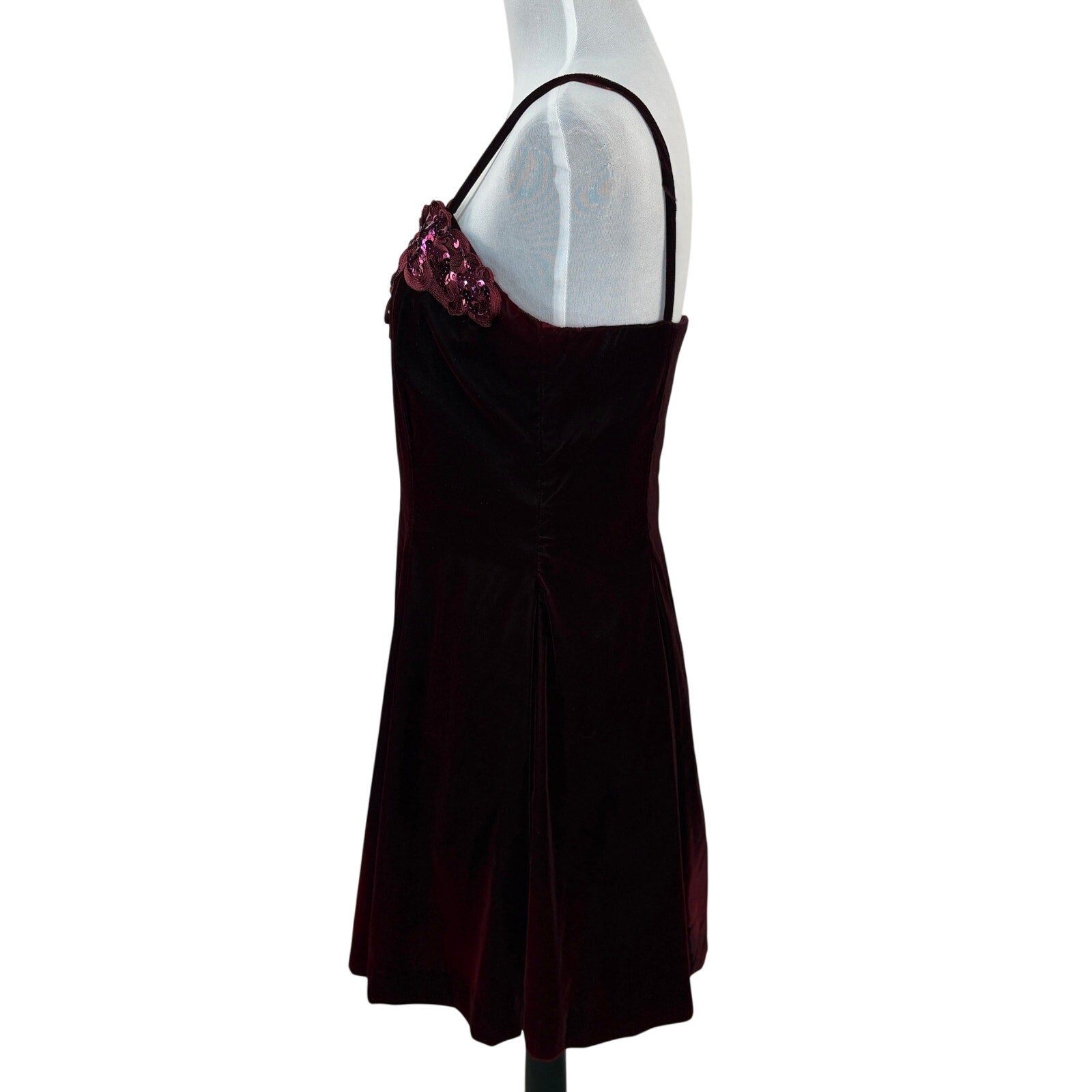 American Vintage Burgundy Velvet Sequin Detail Short Formal Dress - Women's 12