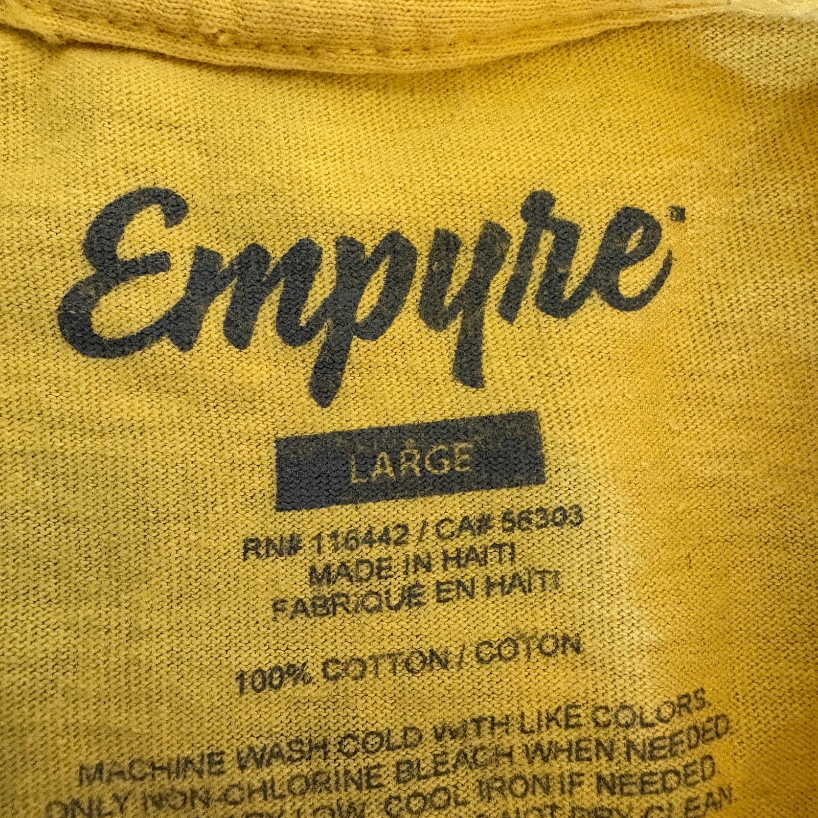 Empyre Yellow Daisy Snake T Shirt - Men's Size L