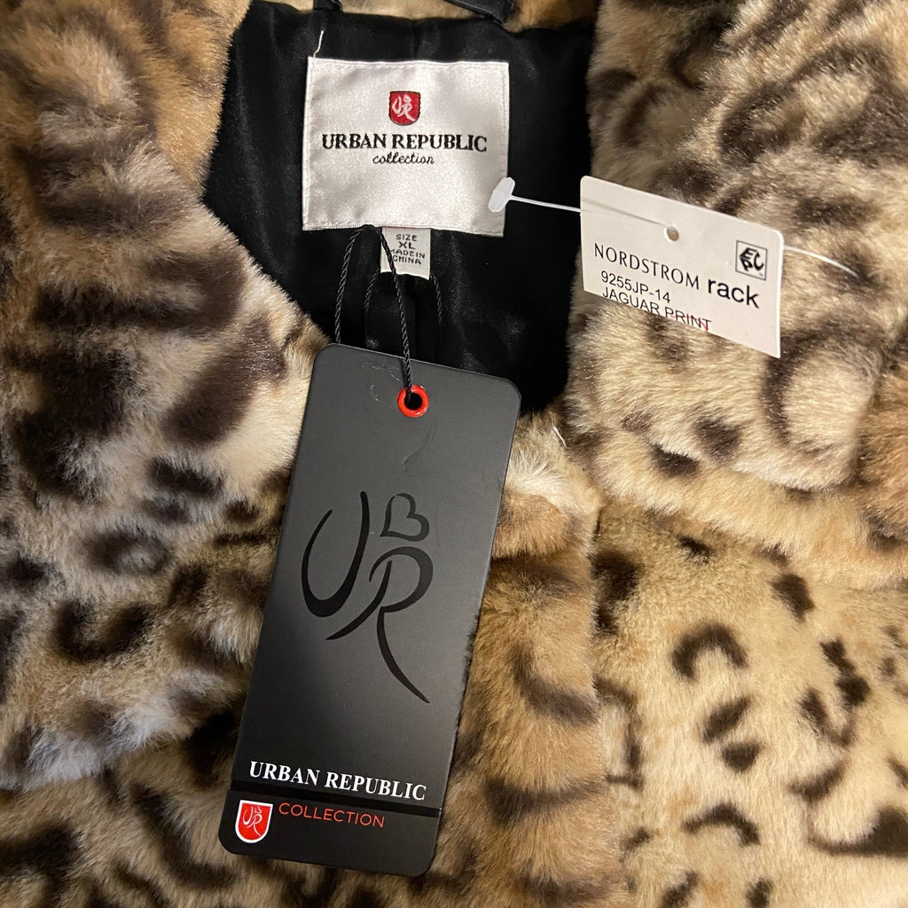 Urban Republic Jaguar Print Faux Fur Jacket NWT - Women's Size XL