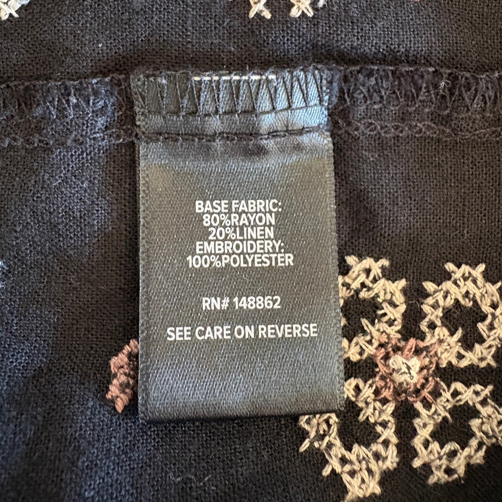 Torrid Boho Cross Stitch Peasant Top - Torrid Size 1 - Women's 14/16
