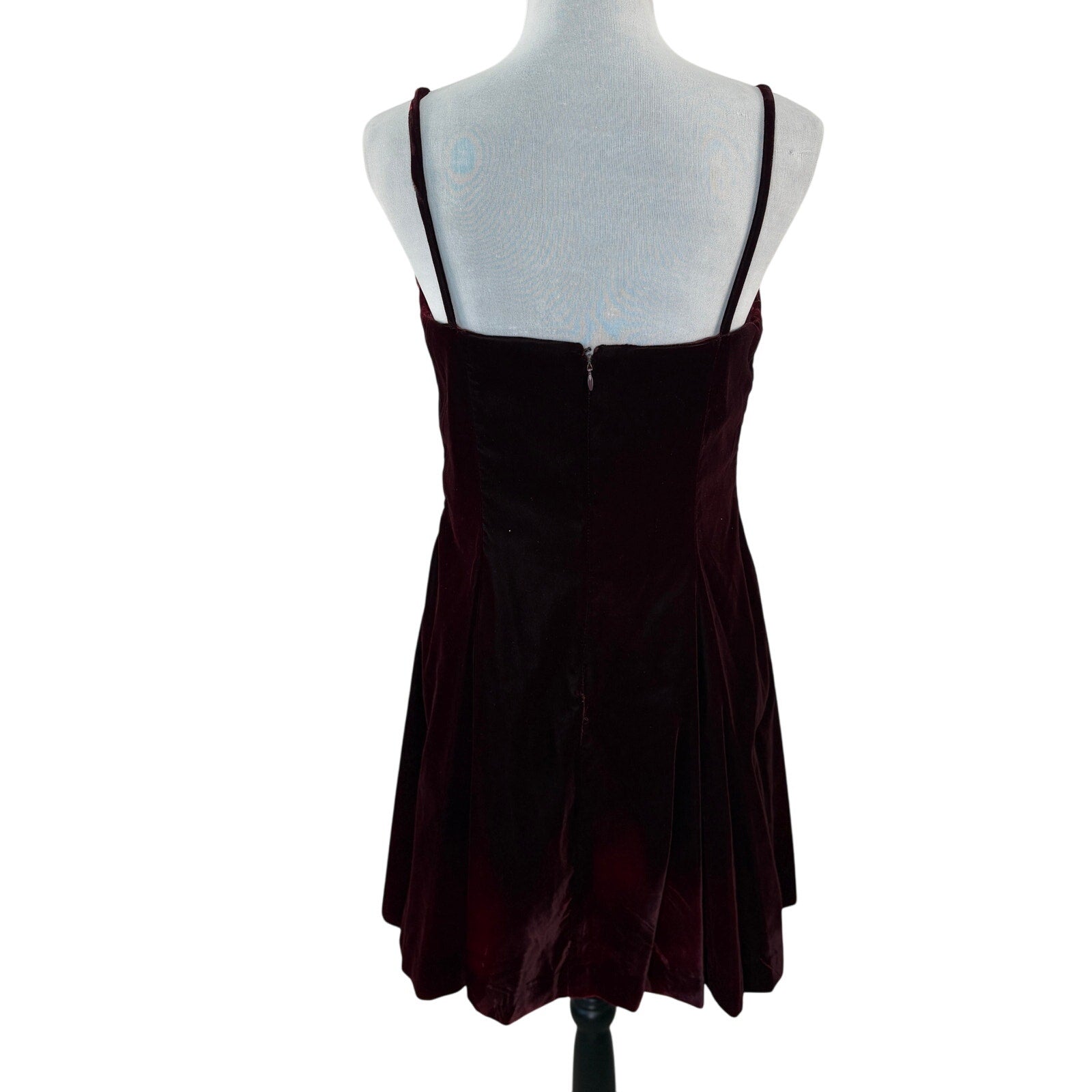 American Vintage Burgundy Velvet Sequin Detail Short Formal Dress - Women's 12