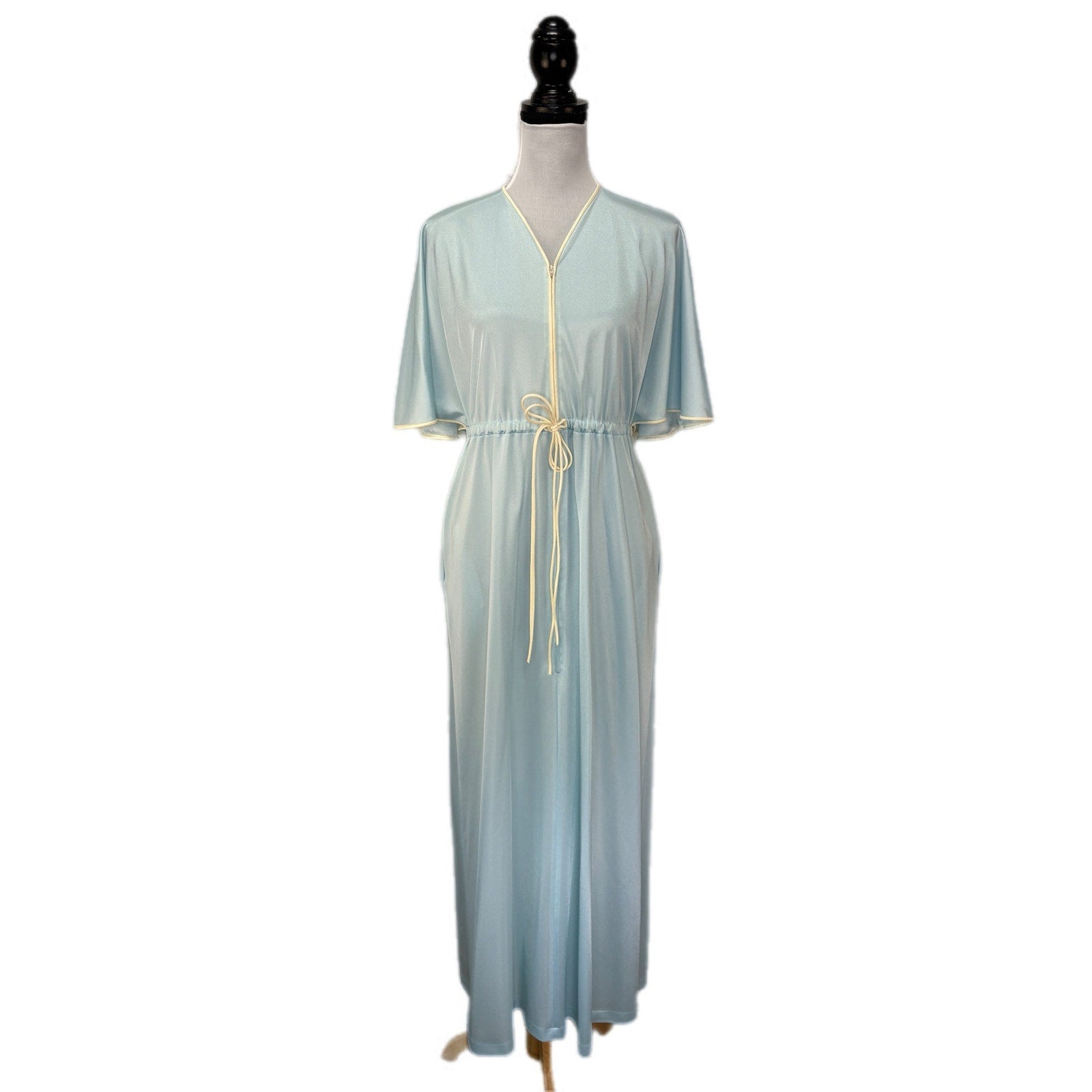 Vintage Vanity Fair Baby Blue Long Night Gown Made in USA - Women's Size Small