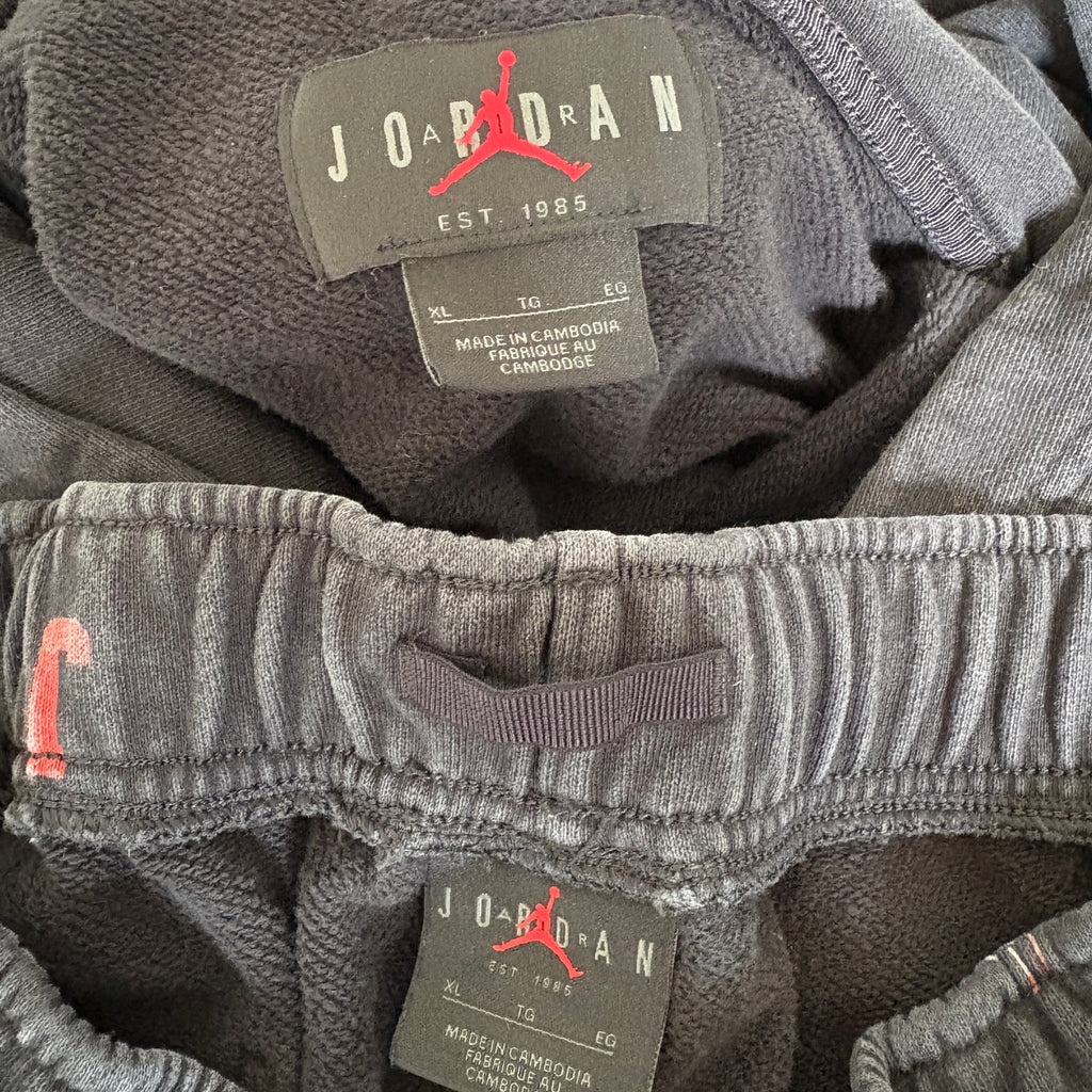 Air Jordan Essentials AOP Hoodie and Jogger Pants - Men's XL