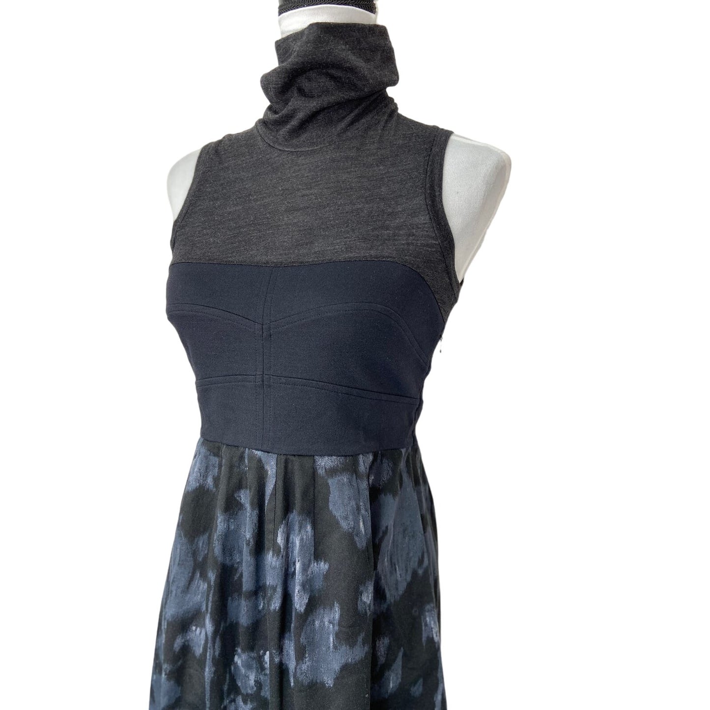 Theory Floral Sleeveless Turtleneck Dress - Women's Size 4