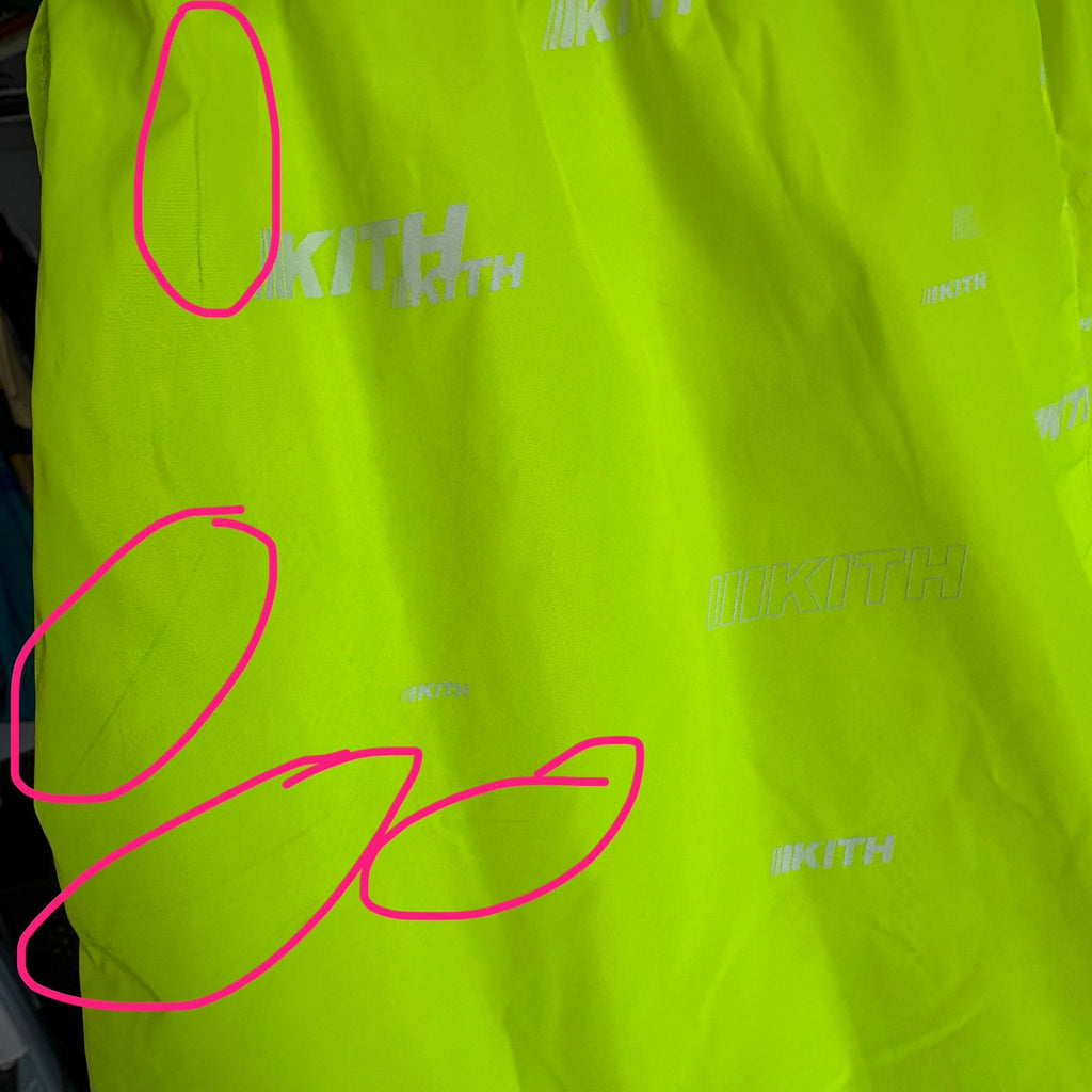 Kith Neon Green Mesh Lined Shorts - Men's Size Small