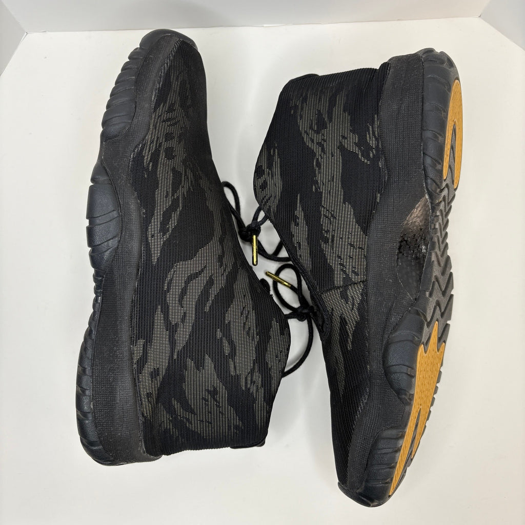 Jordan Future Black Metallic Gold Tiger Camo 656503 035 - Men's Size 9