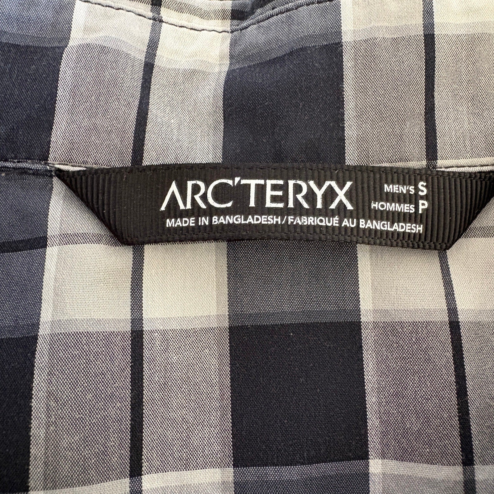 Arc'teryx Gray Plaid Short Sleeve Shirt - Men's Size S