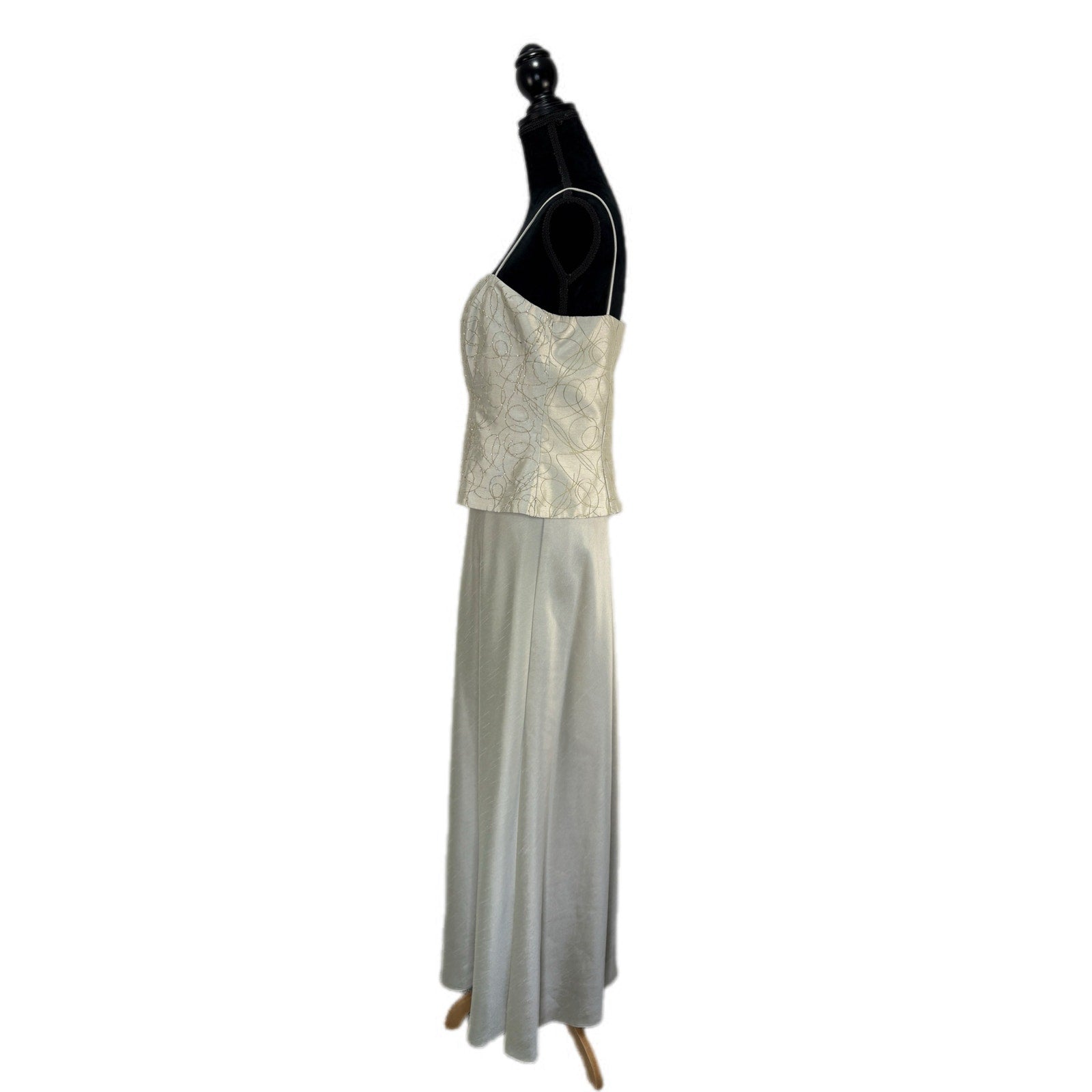 Cachet Light Green Beaded Filigree Bodice Long Formal Gown - Women's Size 12