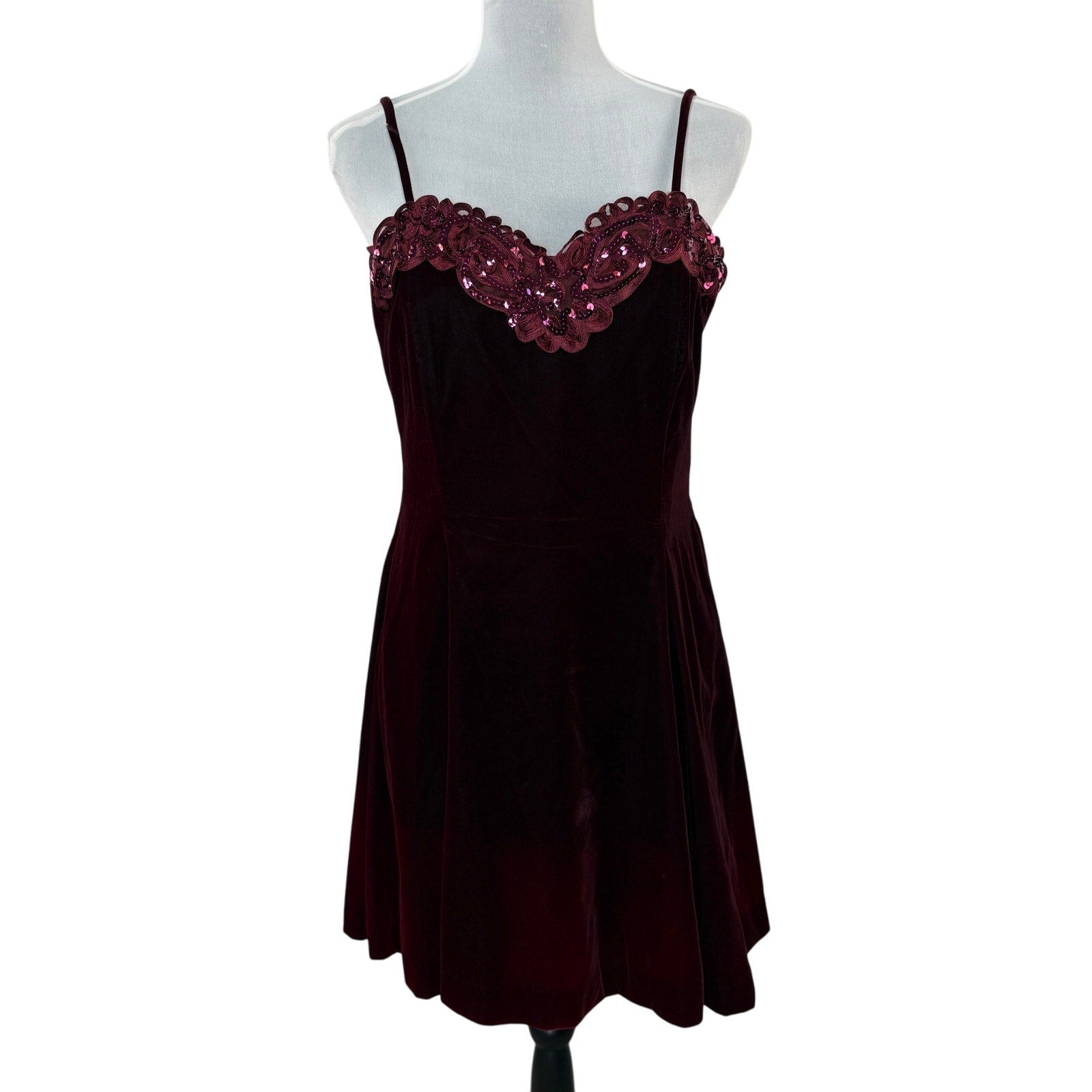 American Vintage Burgundy Velvet Sequin Detail Short Formal Dress - Women's 12