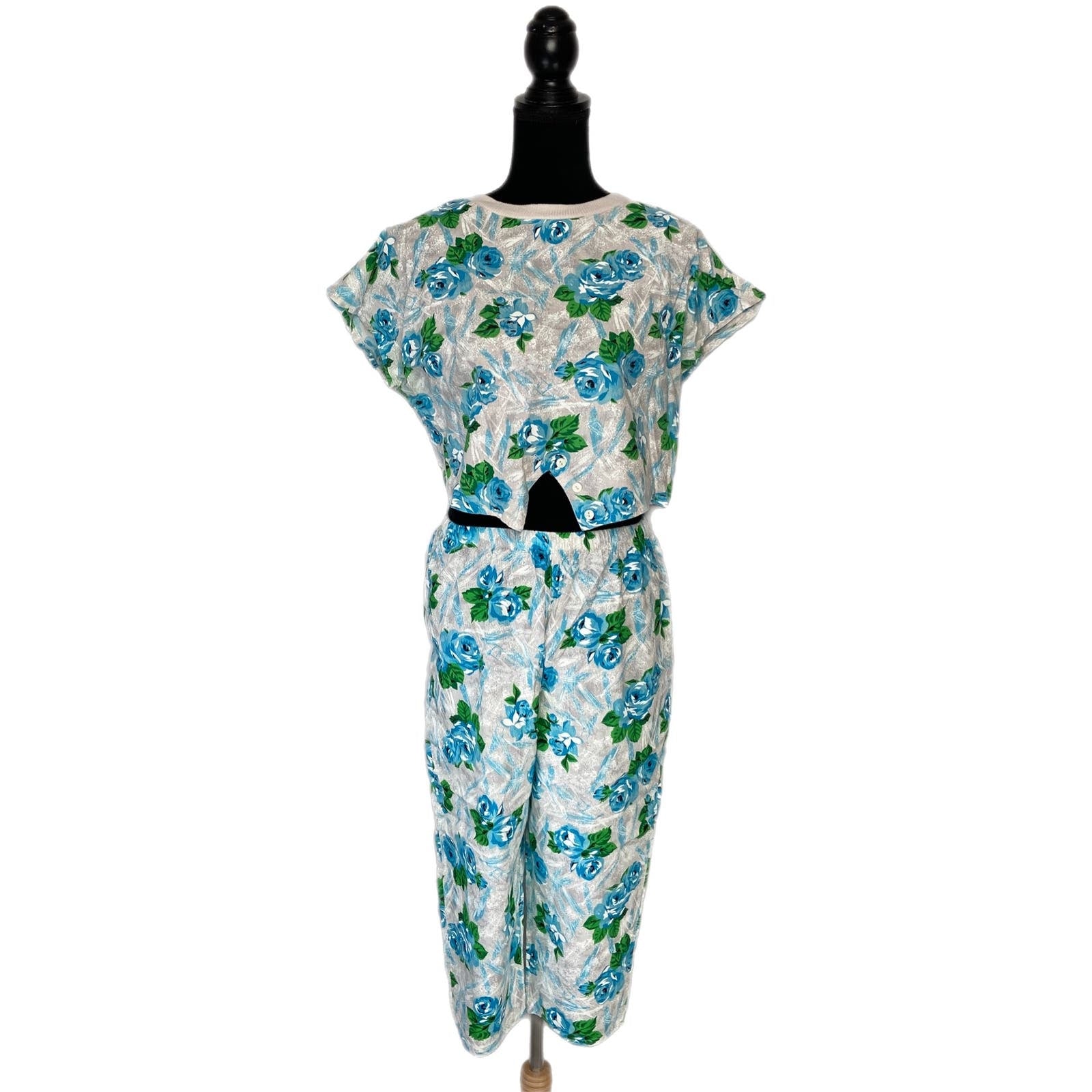 Vintage Floral Crop Top and Matching Capri Pants - Women's Size Small