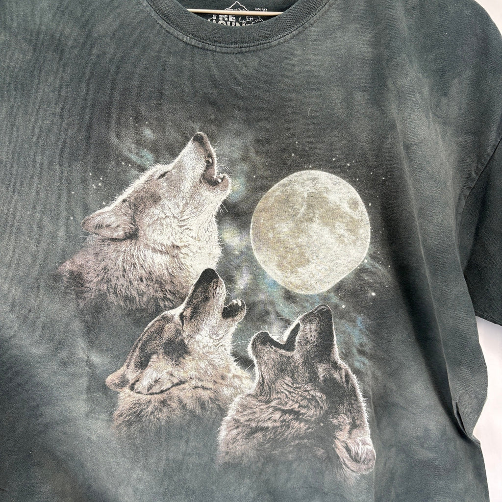 The Mountain Faded Dark Green Full Moon Howling Wolves T Shirt - Men's Size XL