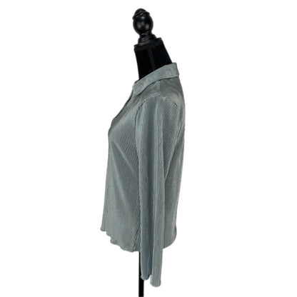 Luxology Silver Crinkle Collared V Neck Shirt - Women's Size M