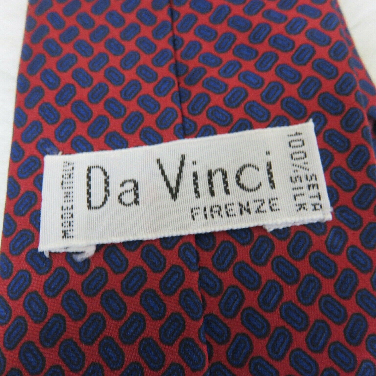 Vintage Silk Italian Made Da Vinci Red Blue Patterned Men's Tie