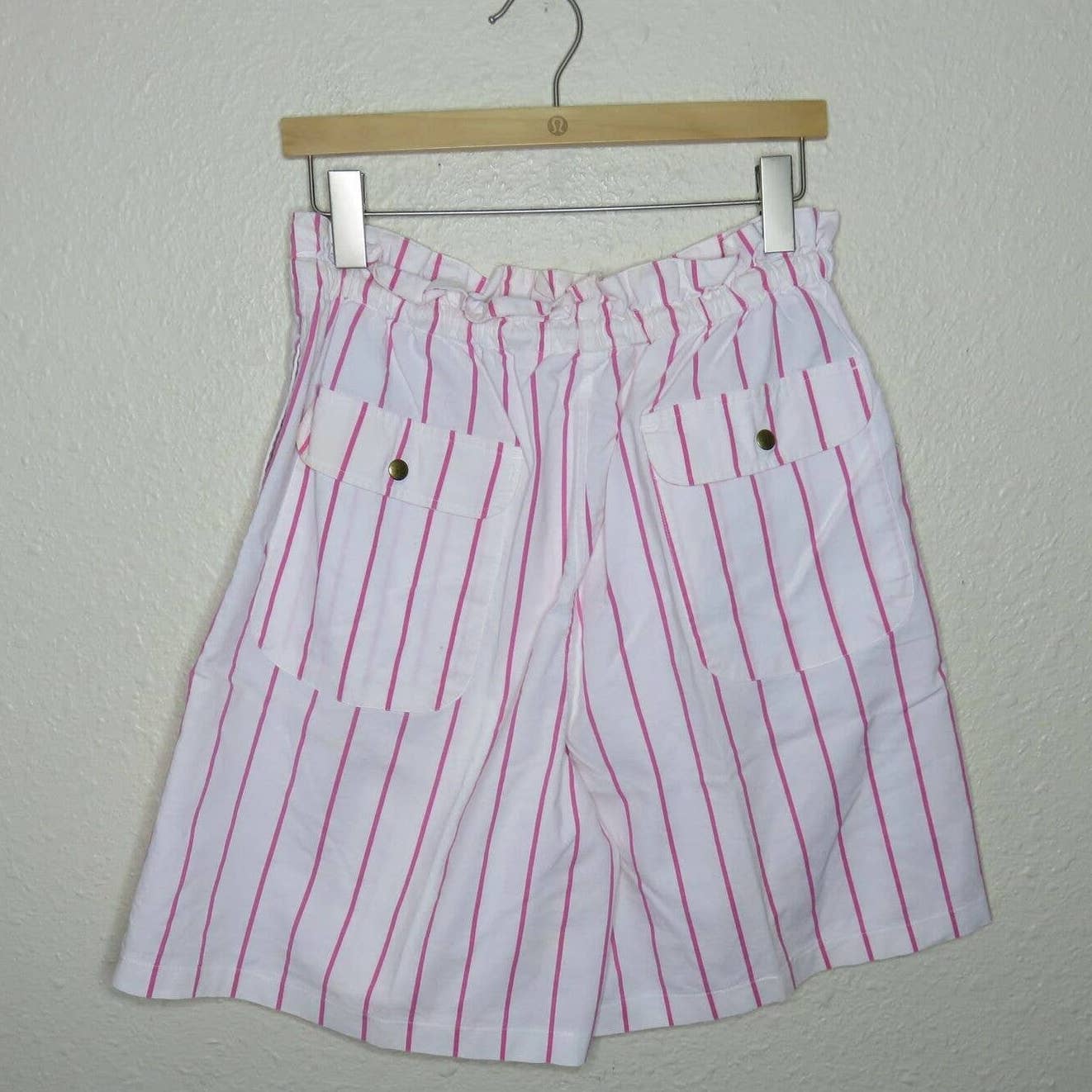 Vintage High Waist Pleat Front Stretchy Tie Waist Striped Shorts - Women's M