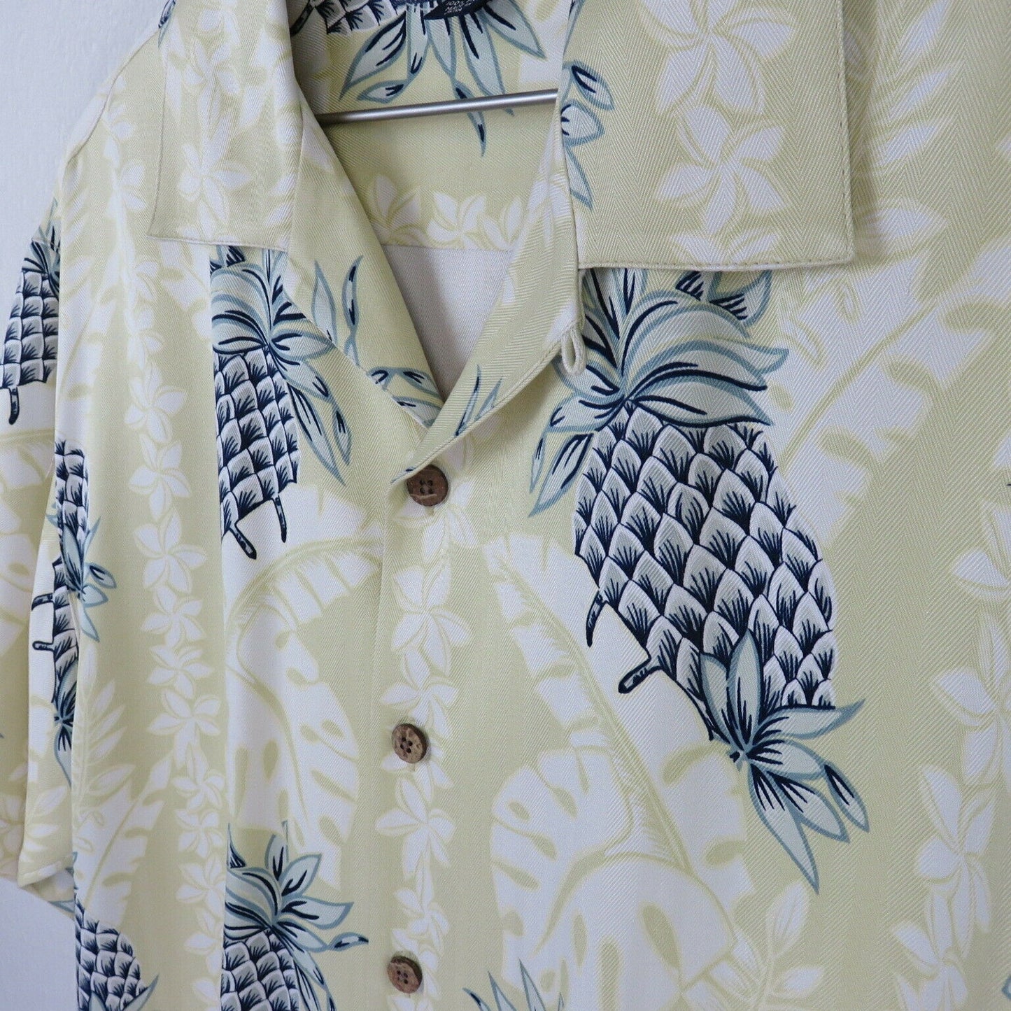 Tommy Bahama Yellow Silk Floral Pineapple Hawaiian Shirt - Men's M