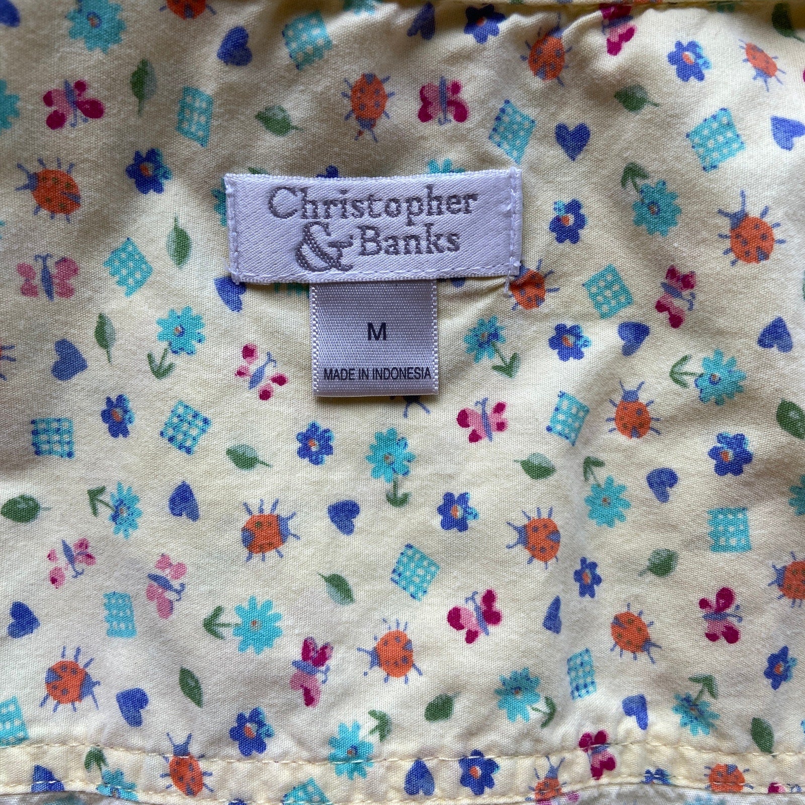 Yellow Ladybugs Floral Hearts Granny Button Up Shirt - Women's Size M