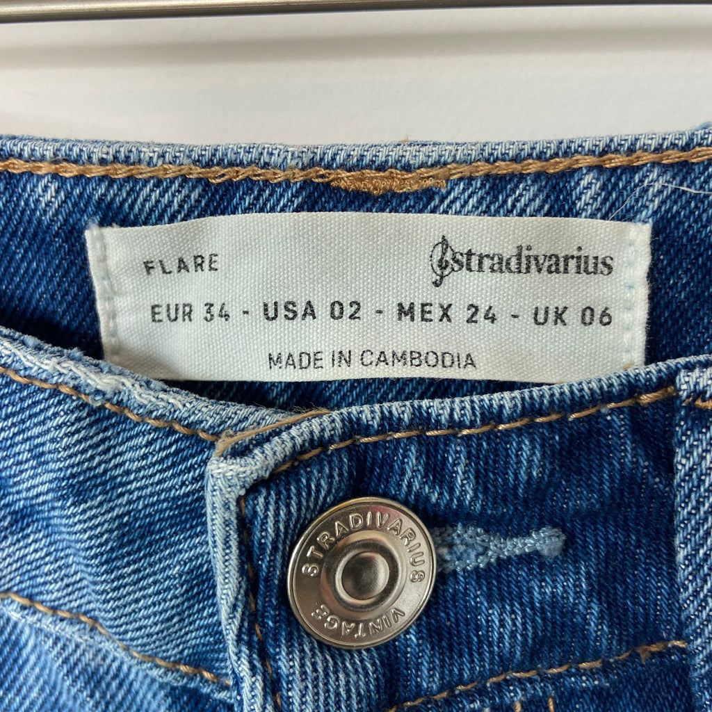 Stradivarius Distressed High Rise Flare Jeans - Women's Size 2