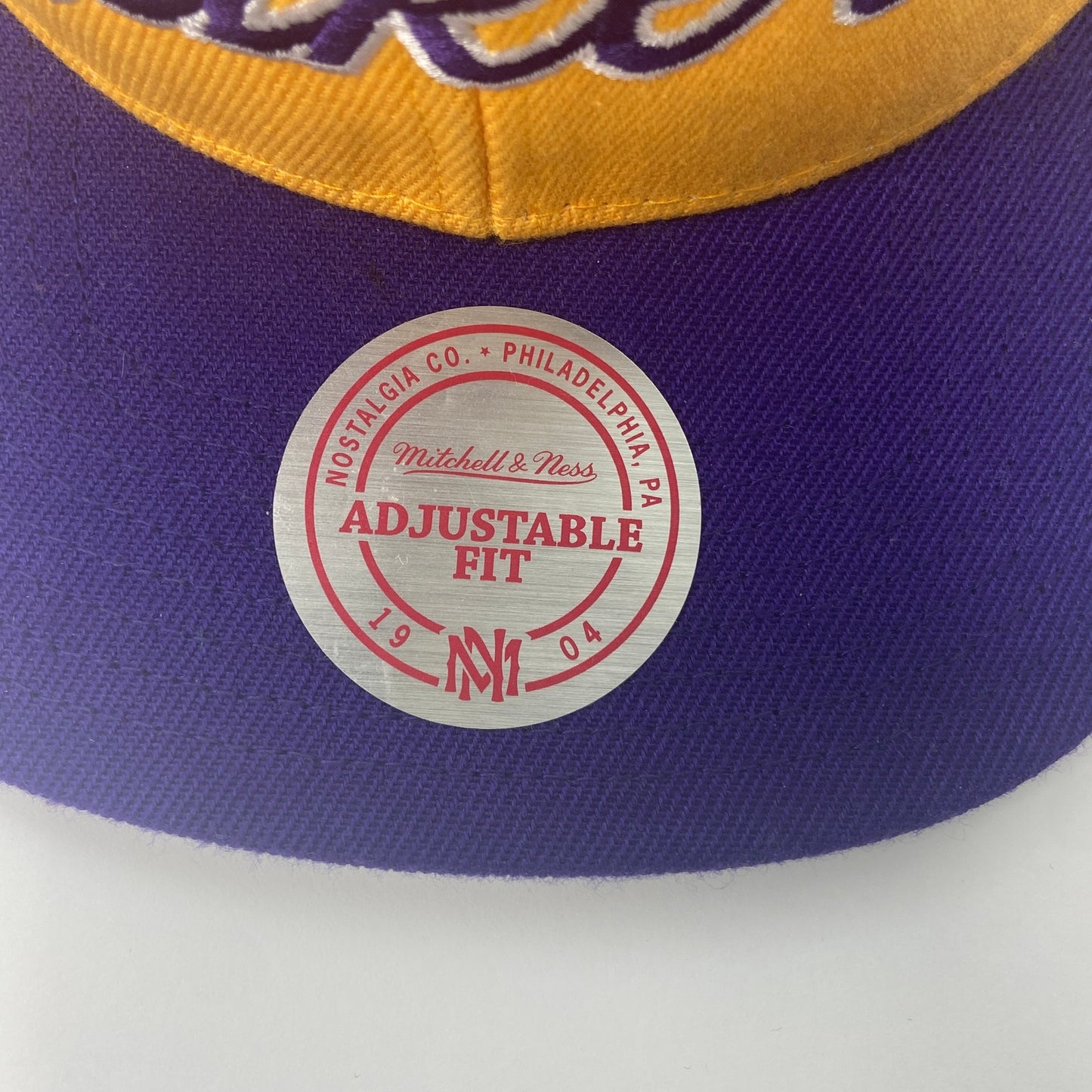 Mitchell & Ness Los Angeles Lakers Heritage Script Snapback Hat