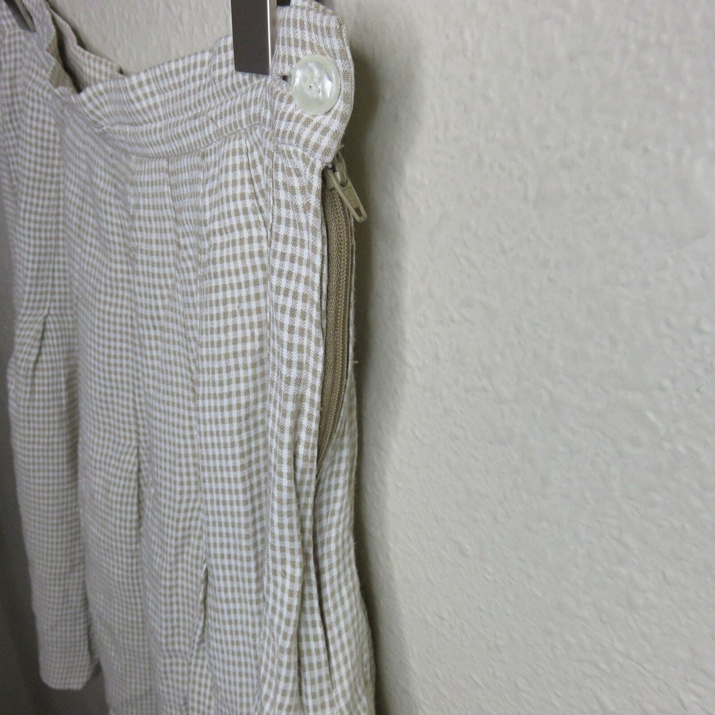 Y2K Khaki Gingham Pleated Flowy Short Skirt Made in USA - Women's Size 6