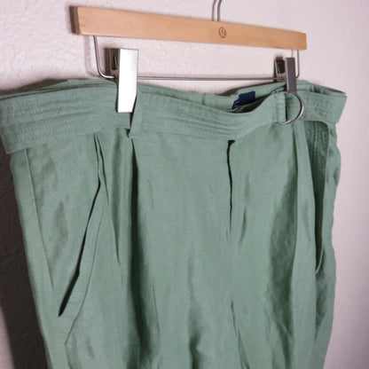 Gap Plus Size Linen Blend Sage Green Culottes Shorts - Women's Size 20