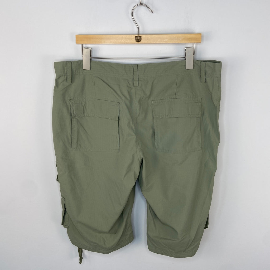 Guy Harvey Nylon Khaki Cargo Shorts - Women's Size 14