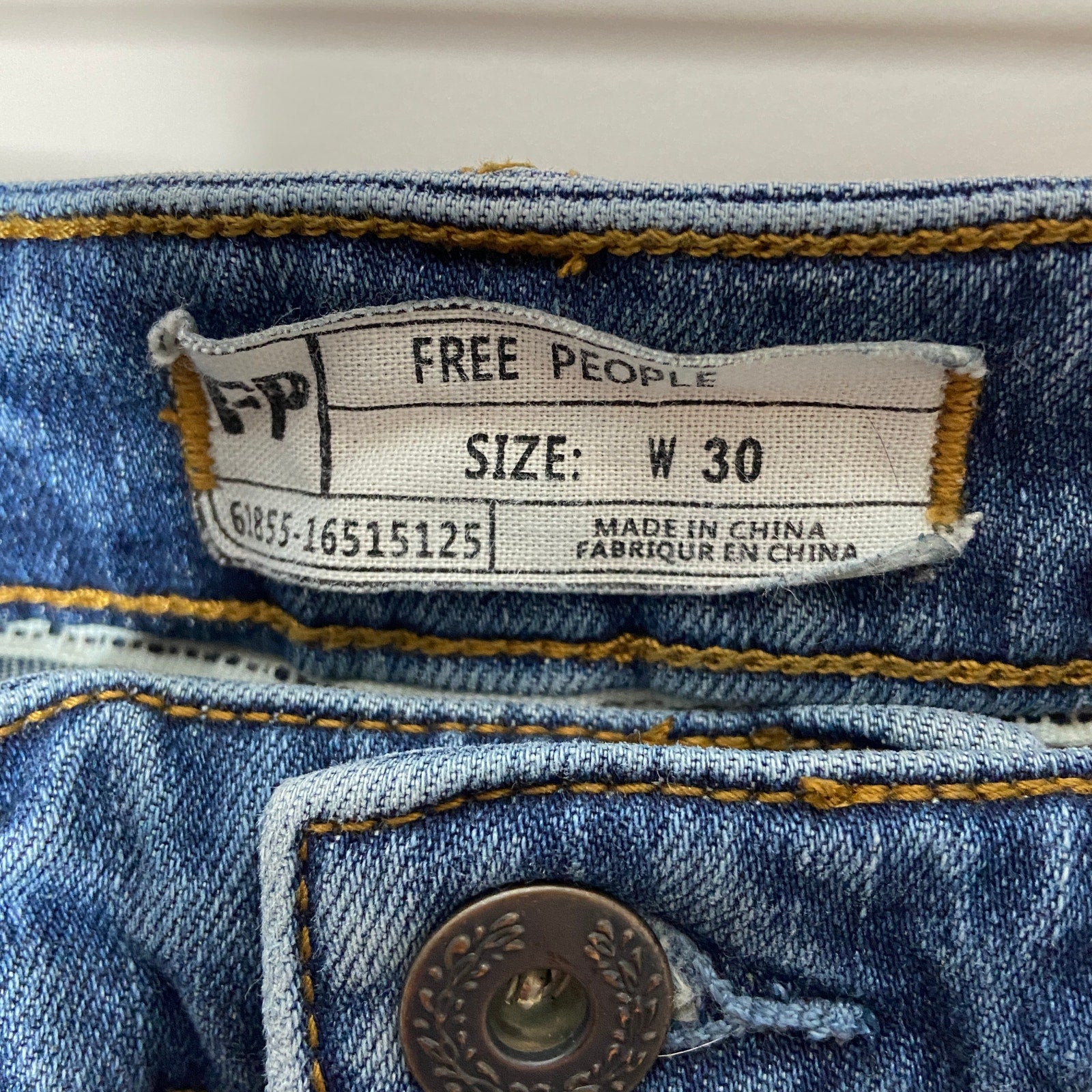 Free People Mid Rise Straight Leg Jeans - Women's Size 30