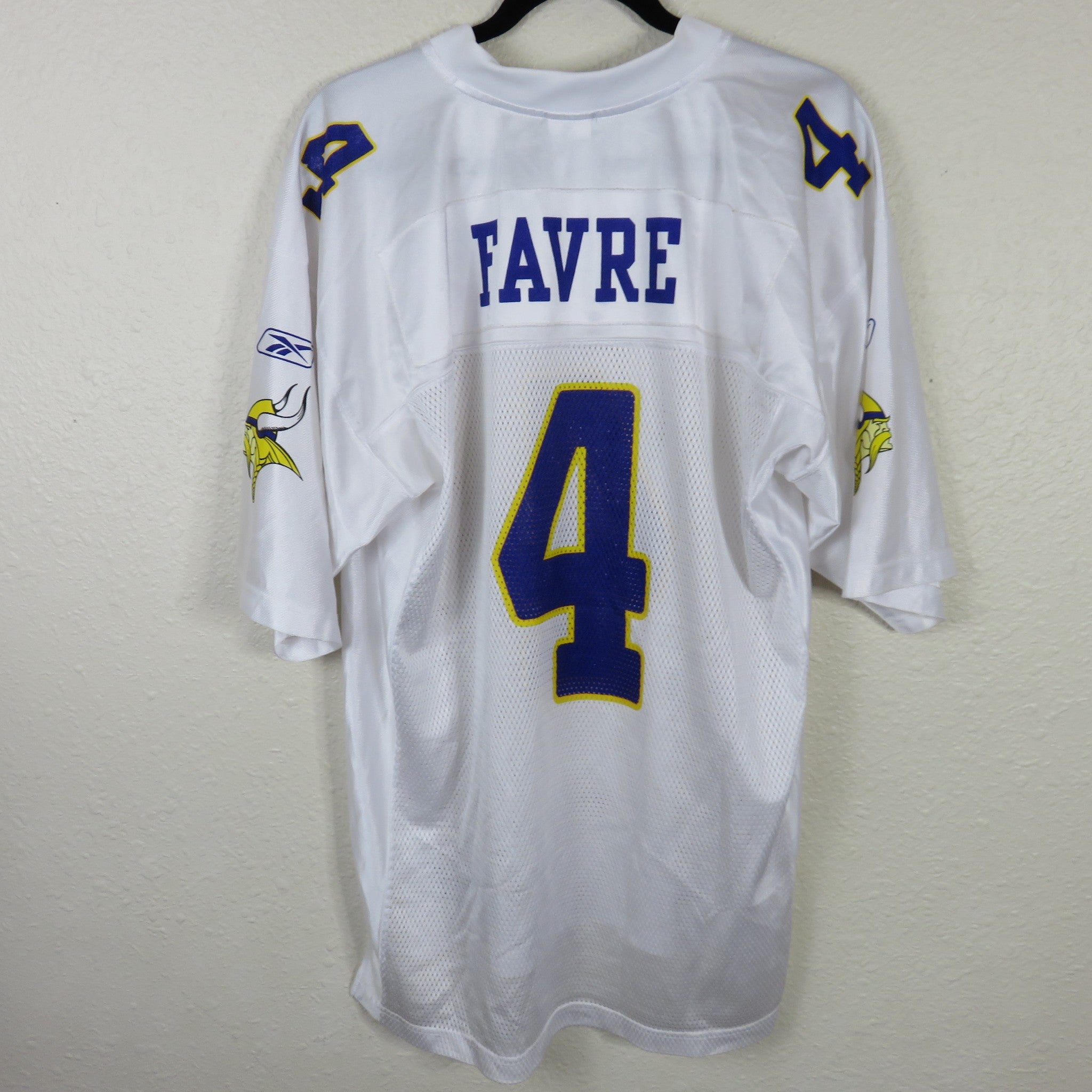 Reebok Brett Favre #4 Vikings Football Jersey - Men's Size Large