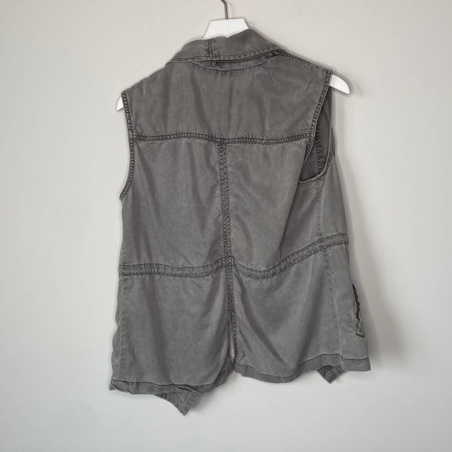 Max Jeans Gray Drap Front Cinch Waist Sleeveless Jacket - Women's Size Medium